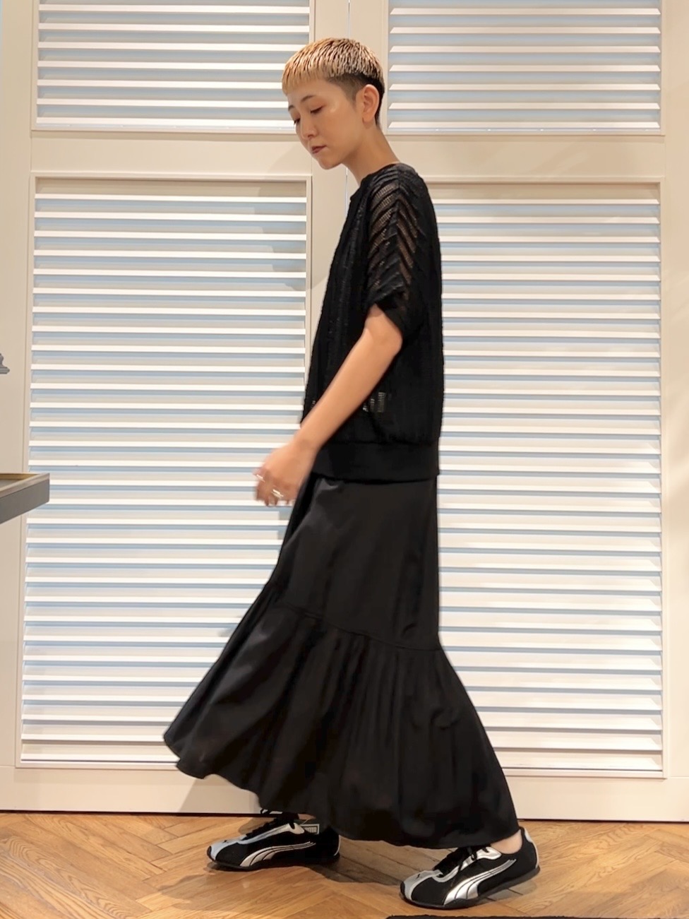 OCHIAIさんの「DRESSTERIOR｜【体型カバー/日除け】ドルマンスリーブ シアーメッシュプルオーバー」を使ったコーディネート