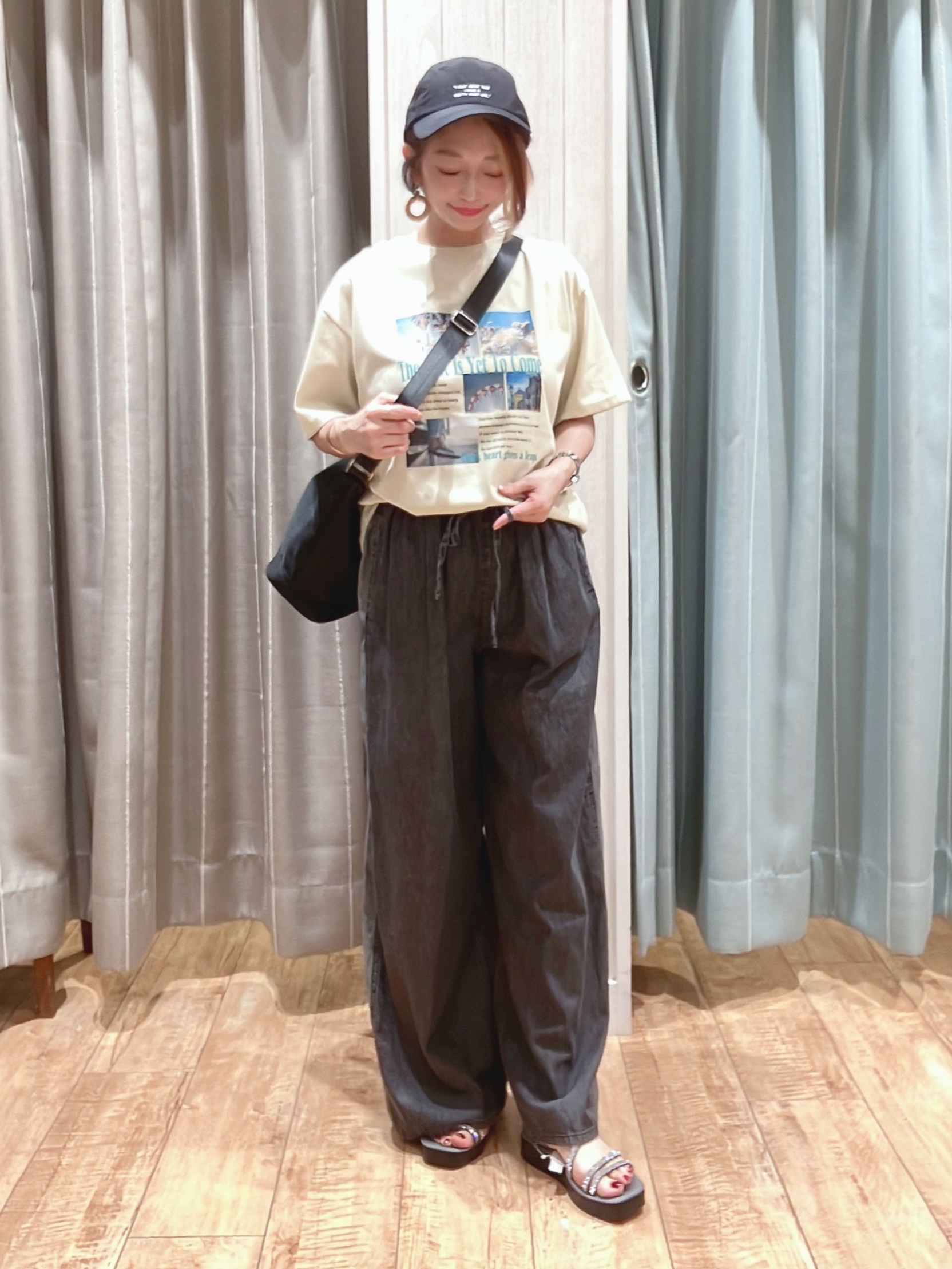 aaamiさんの「SHOO･LA･RUE｜【S-LL/洗濯機可】選べる4柄　デイリー使いにぴったりな 大人の頼れるTシャツ」を使ったコーディネート