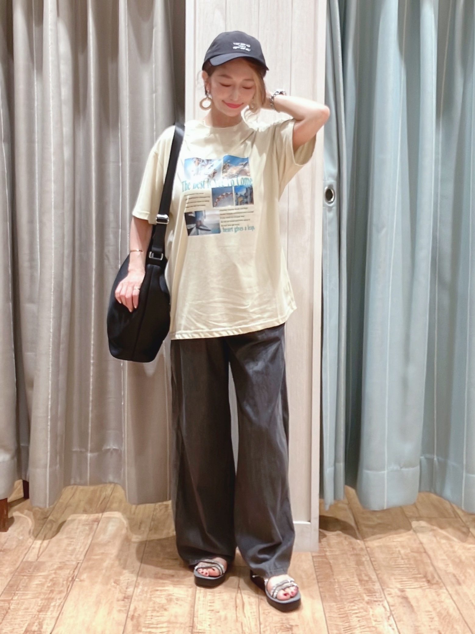 aaamiさんの「SHOO･LA･RUE｜【S-LL/洗濯機可】選べる4柄　デイリー使いにぴったりな 大人の頼れるTシャツ」を使ったコーディネート