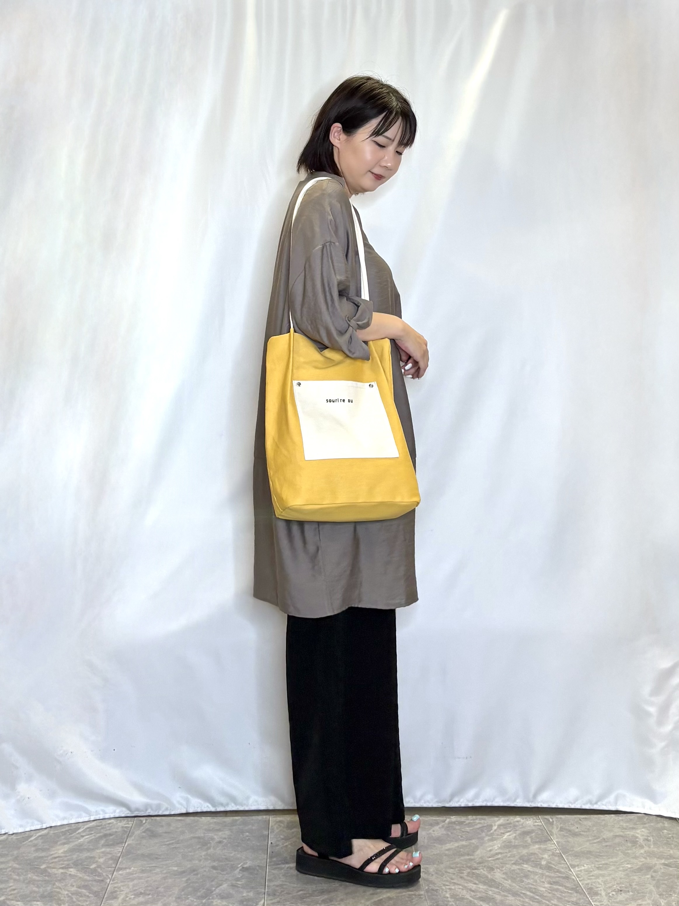 ネリさんの「SHOO･LA･RUE｜【S-LL/洗濯後しわになりにくい】ゆるっと体型カバー 7分袖コクーンチュニック」を使ったコーディネート