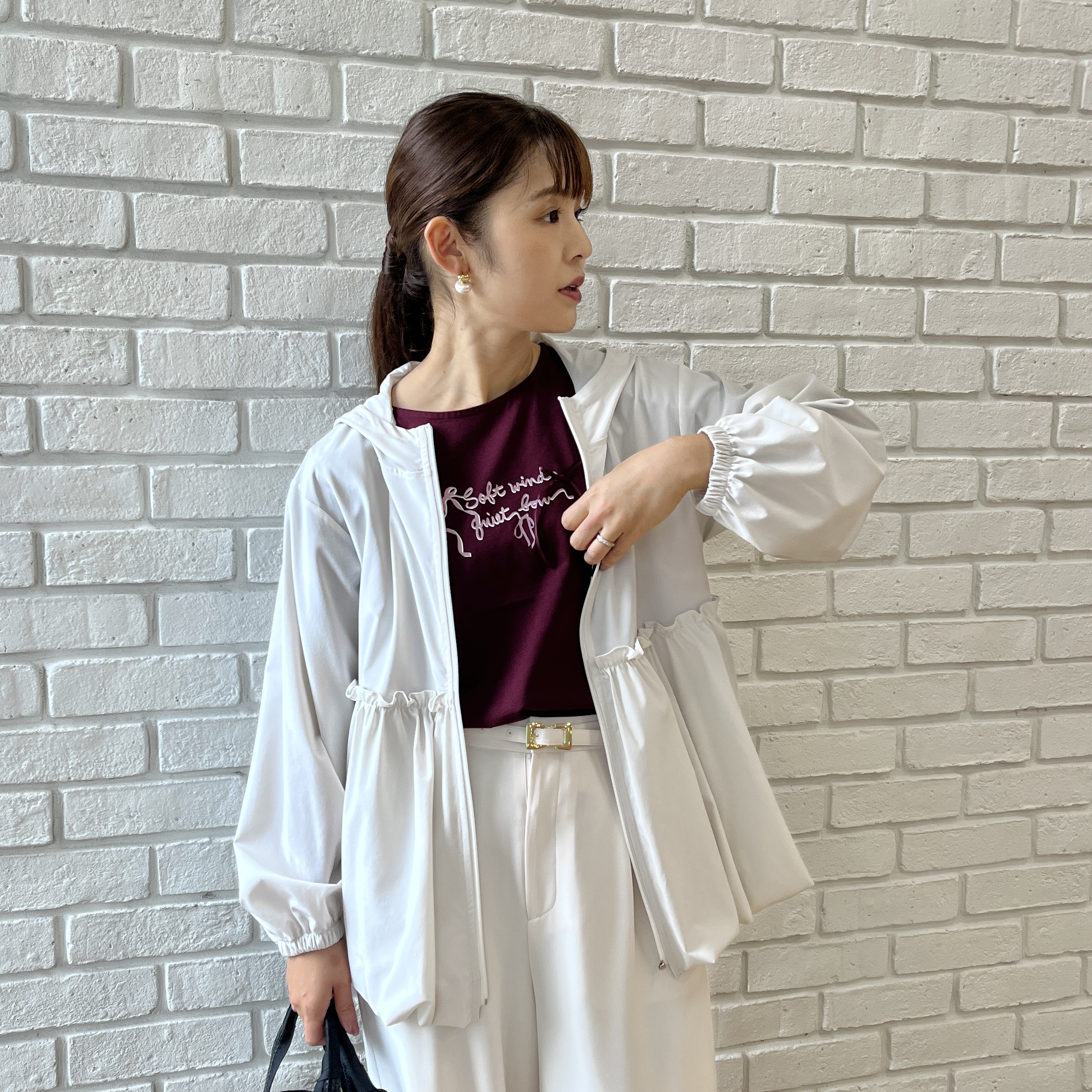makiさんの「Couture brooch｜【UVカット・吸水速乾・撥水加工】フリル ラッシュガード」を使ったコーディネート