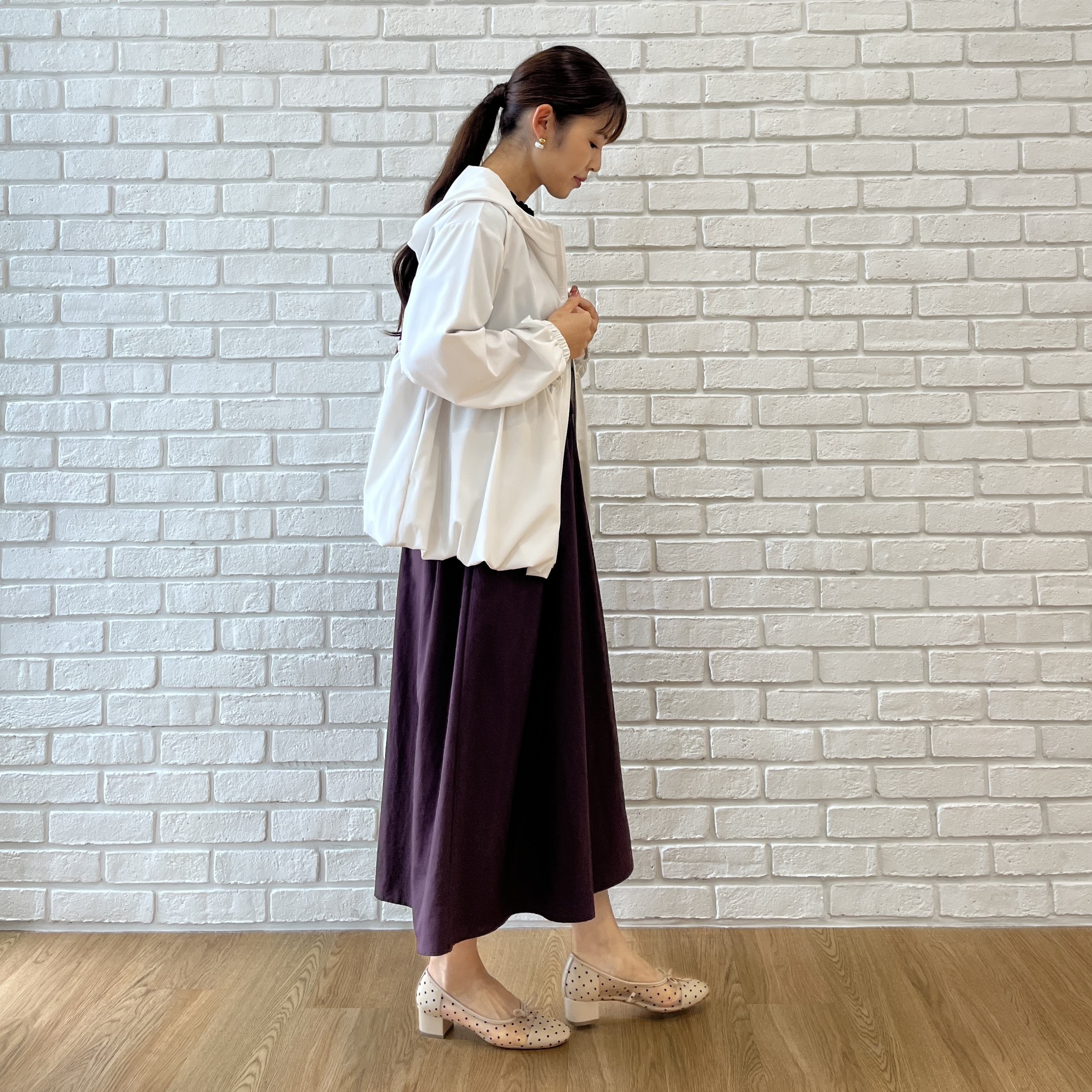 makiさんの「Couture brooch｜【UVカット・吸水速乾・撥水加工】フリル ラッシュガード」を使ったコーディネート
