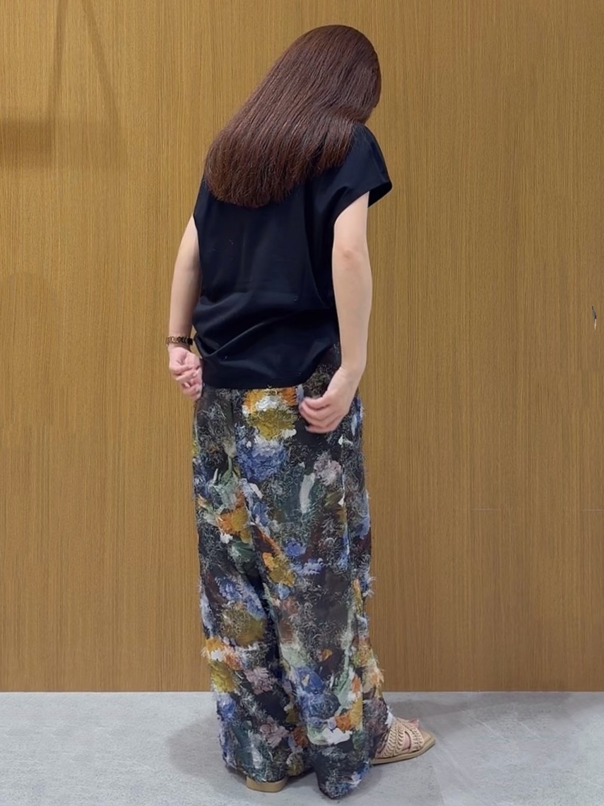 ayanaさんの「OPAQUE.CLIP｜フレンチスリーブカットソー【洗濯機OK】」を使ったコーディネート