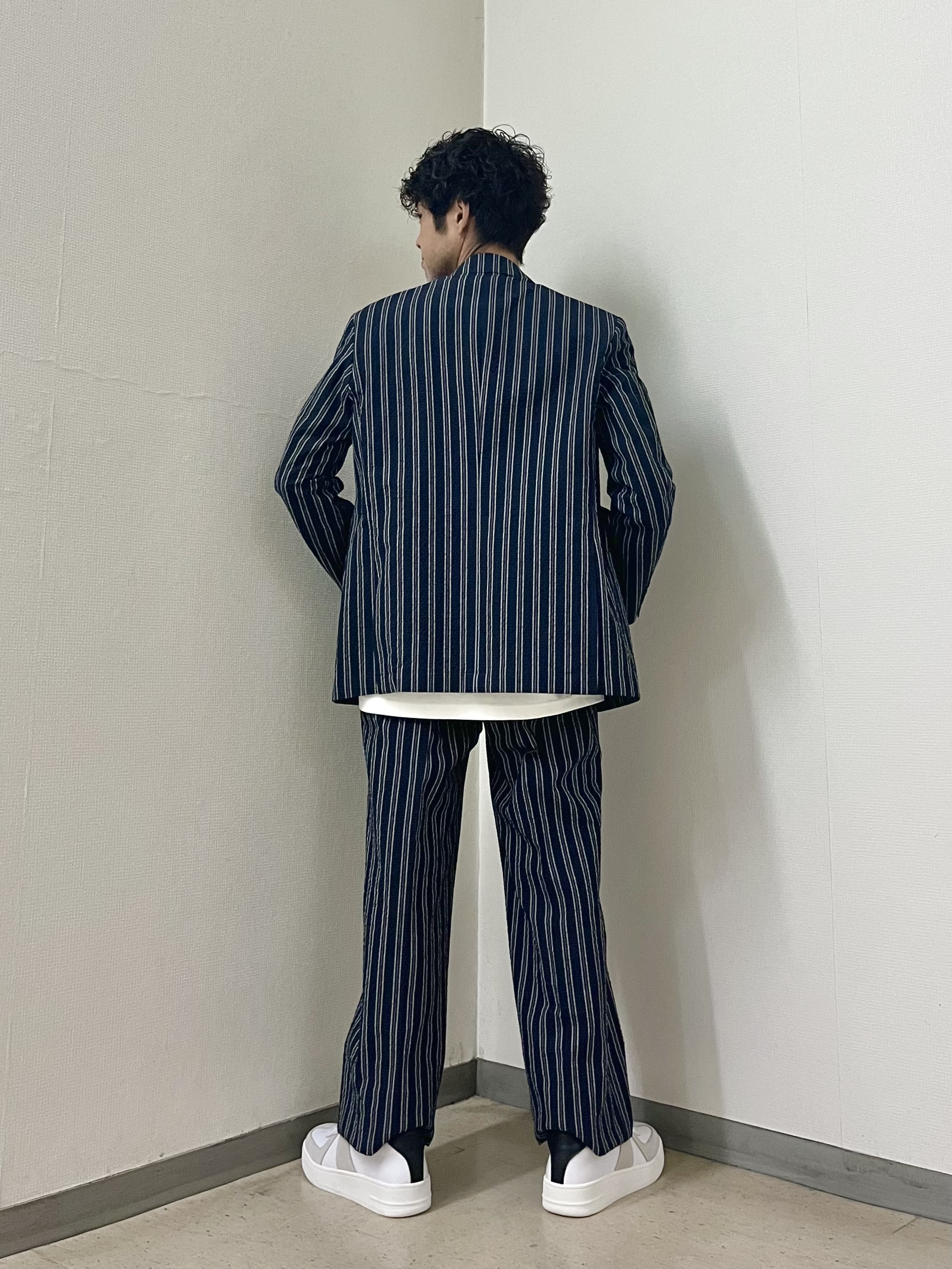 URAさんの「TAKEO KIKUCHI｜【BOWLER HAT LABEL】サッカーストライプ ダブルジャケット」を使ったコーディネート