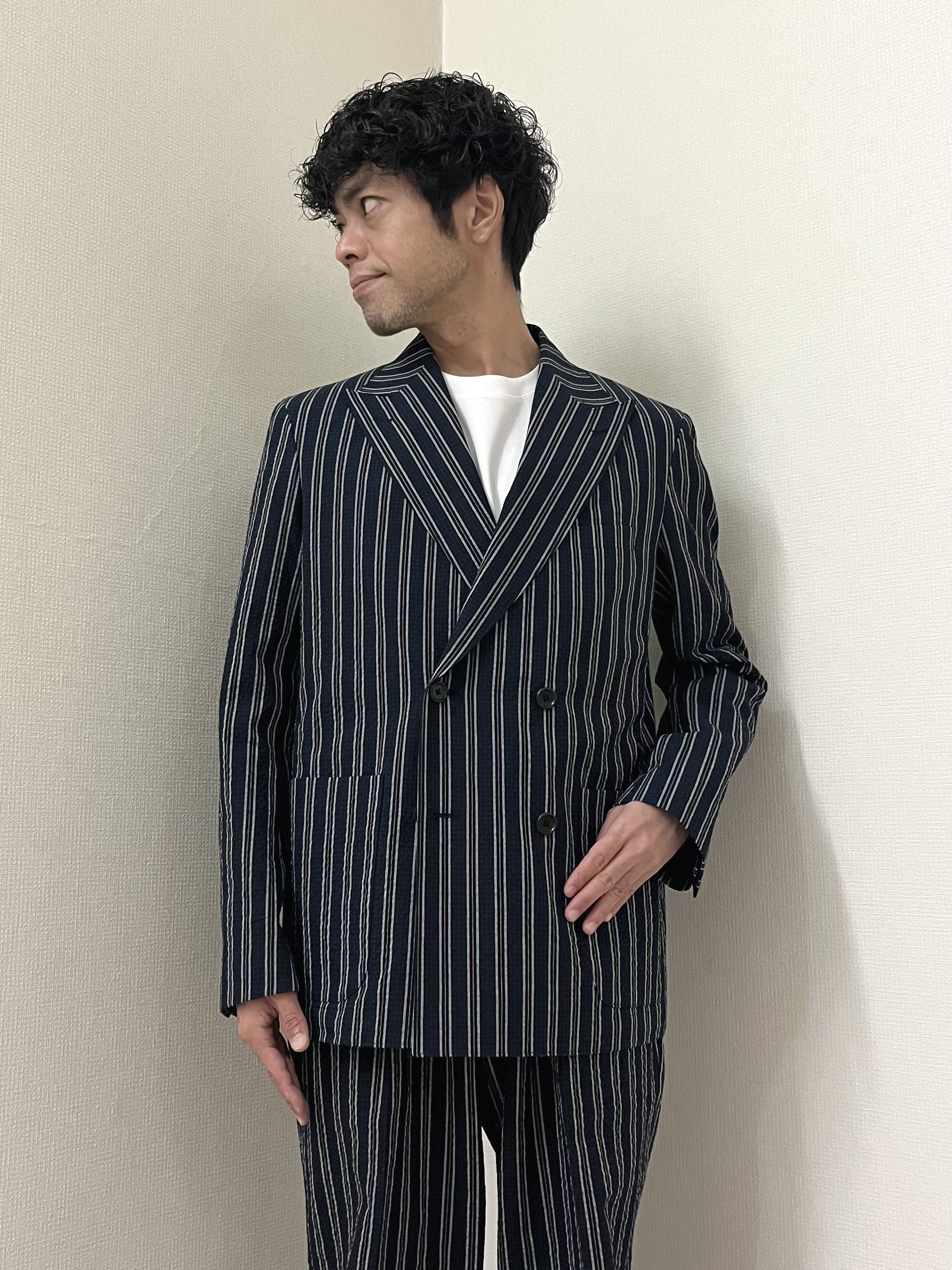 URAさんの「TAKEO KIKUCHI｜【BOWLER HAT LABEL】サッカーストライプ ダブルジャケット」を使ったコーディネート