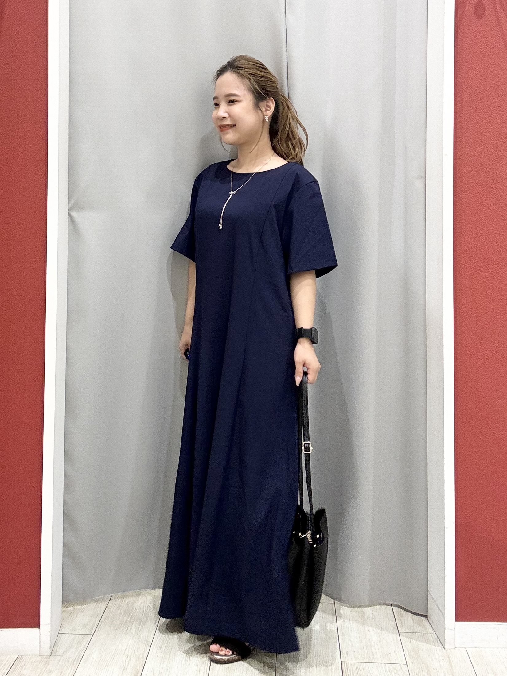 shioさんの「SHOO･LA･RUE｜【洗濯機可/選べる6色】程よいシアー感が涼し気 ゆったりワッシャードルマンブラウス」を使ったコーディネート