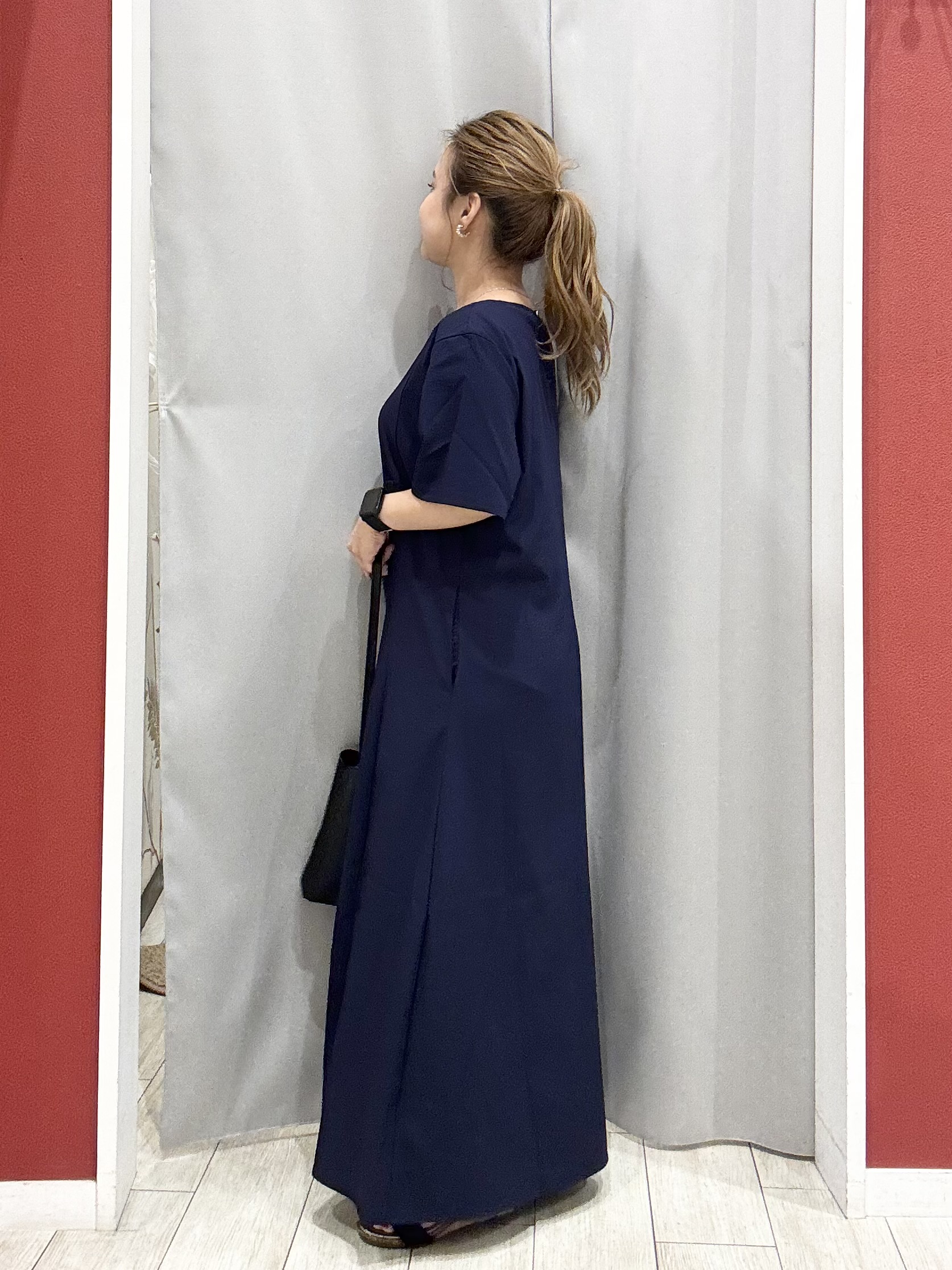 shioさんの「SHOO･LA･RUE｜【洗濯機可/選べる6色】程よいシアー感が涼し気 ゆったりワッシャードルマンブラウス」を使ったコーディネート