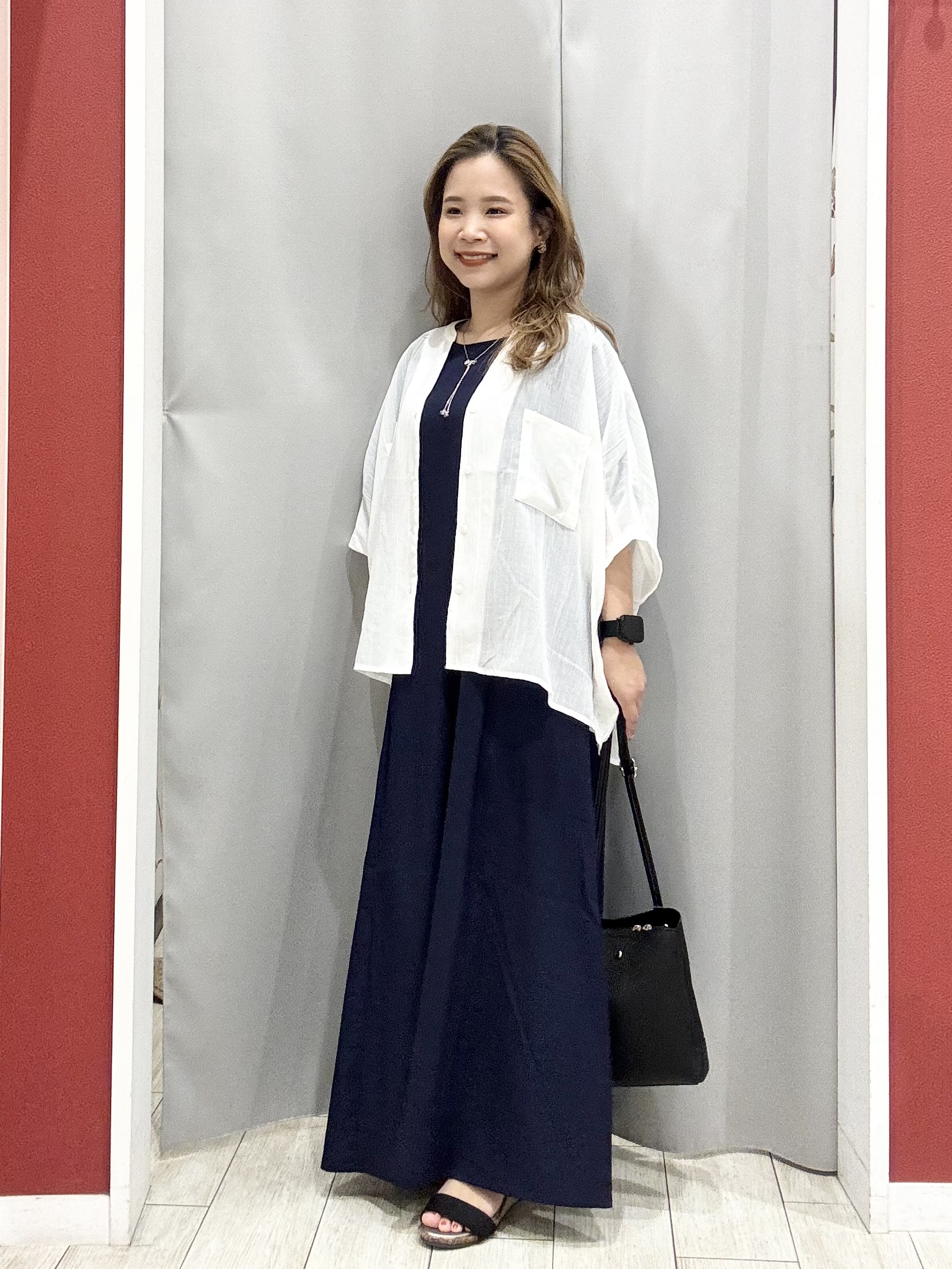 shioさんの「SHOO･LA･RUE｜【洗濯機可/選べる6色】程よいシアー感が涼し気 ゆったりワッシャードルマンブラウス」を使ったコーディネート