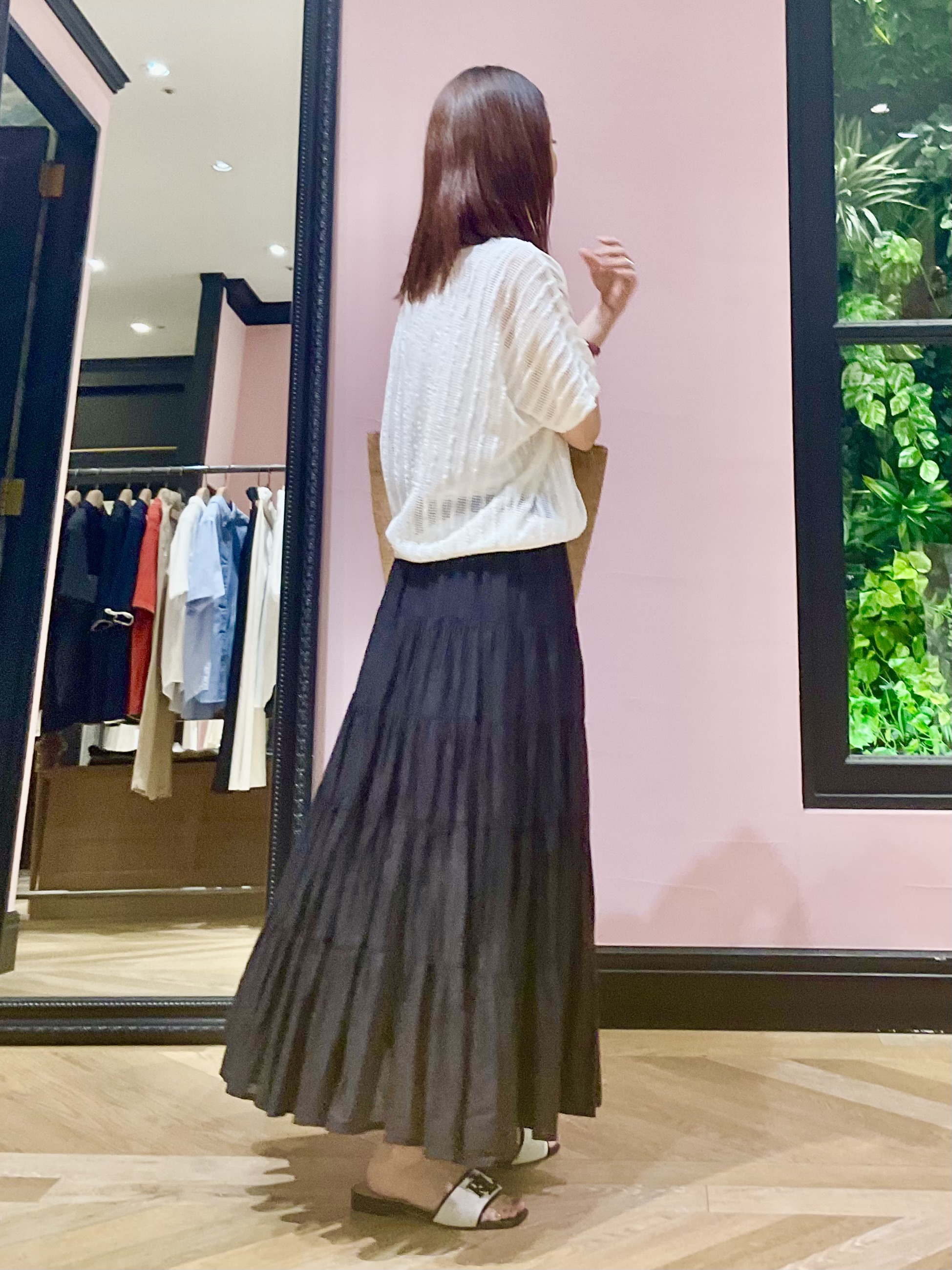Hiwatashiさんの「DRESSTERIOR｜【体型カバー/日除け】ドルマンスリーブ シアーメッシュプルオーバー」を使ったコーディネート