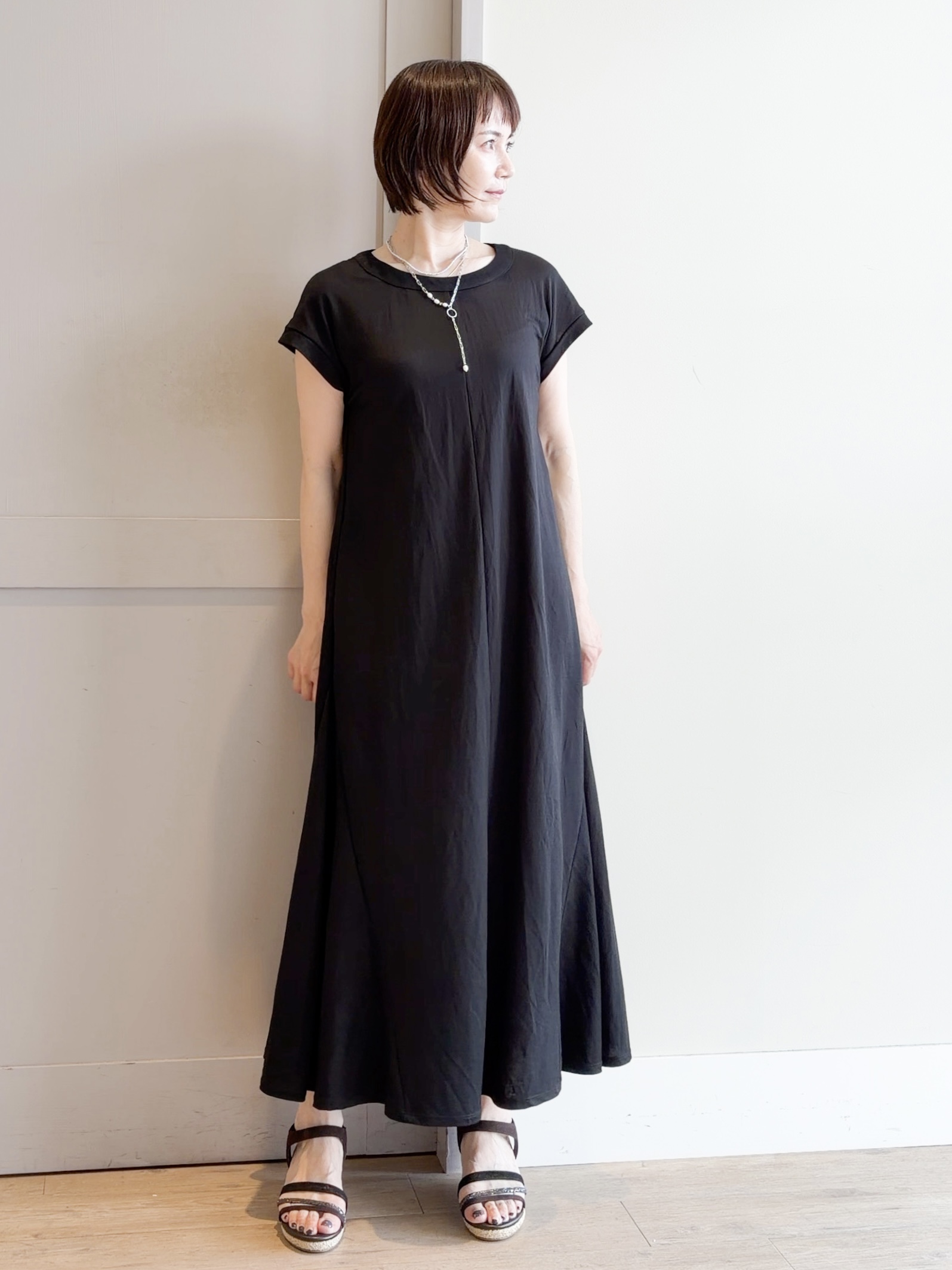 yamakoさんの「grove｜高評価！【UVカット】ベーシックショートカーディガン」を使ったコーディネート