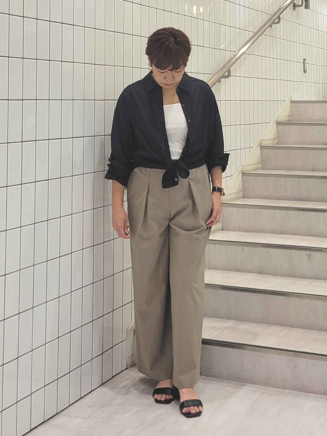tomoさんの「COUP DE CHANCE｜【手洗い可】シアーローンシャツ」を使ったコーディネート