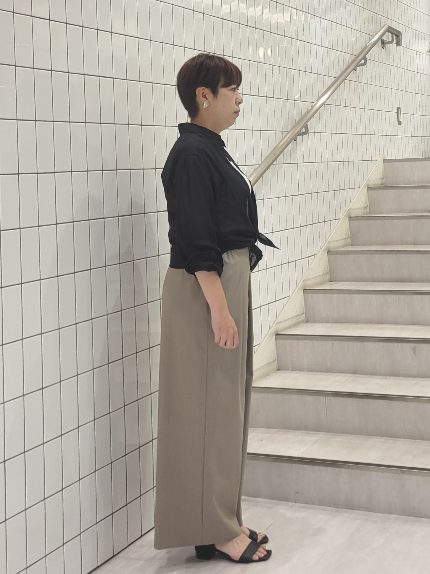 tomoさんの「COUP DE CHANCE｜【手洗い可】シアーローンシャツ」を使ったコーディネート