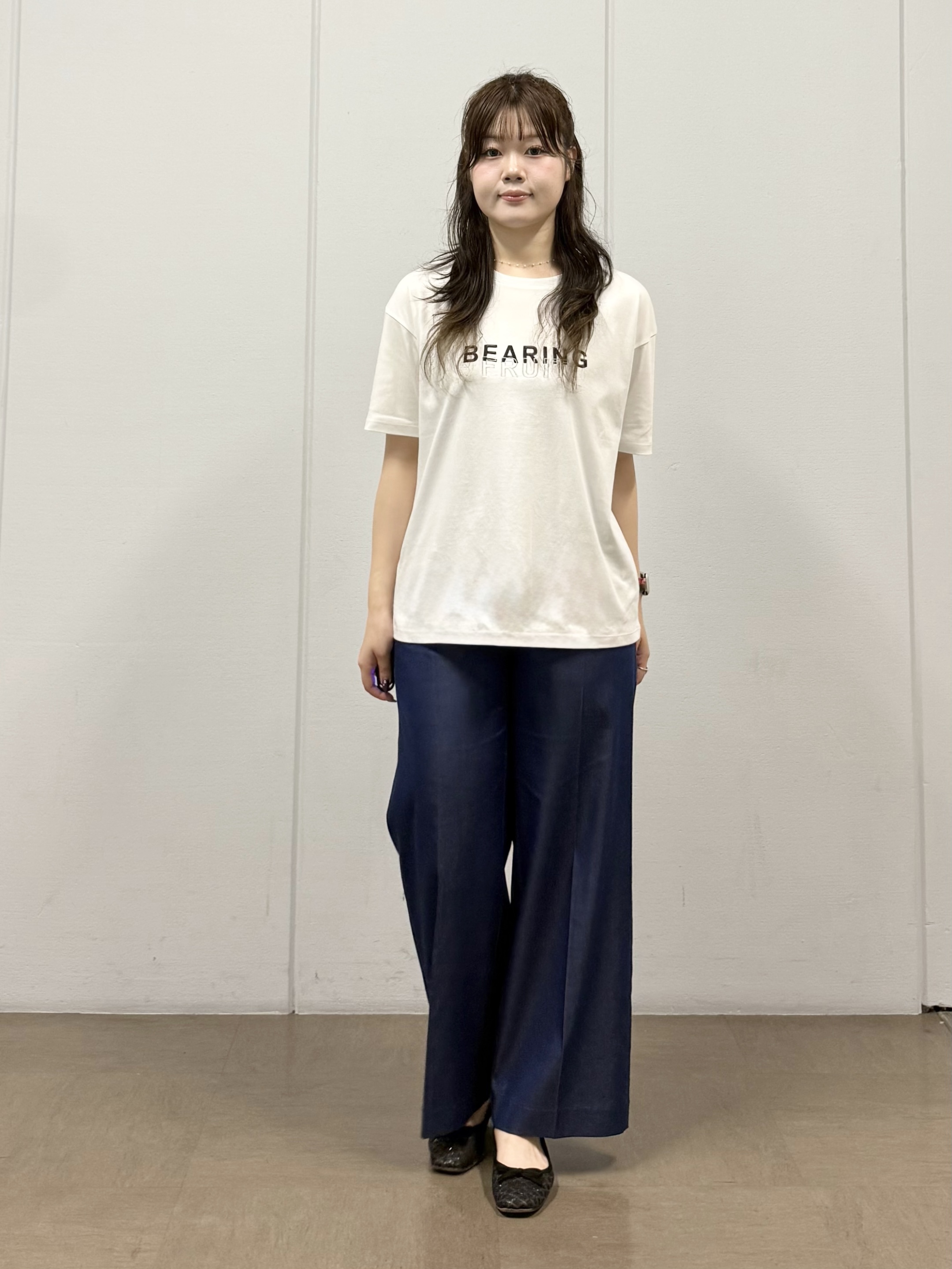 mizukiさんの「INDIVI｜【UVケア／選べるグラフィック】スムースジャージTシャツ」を使ったコーディネート