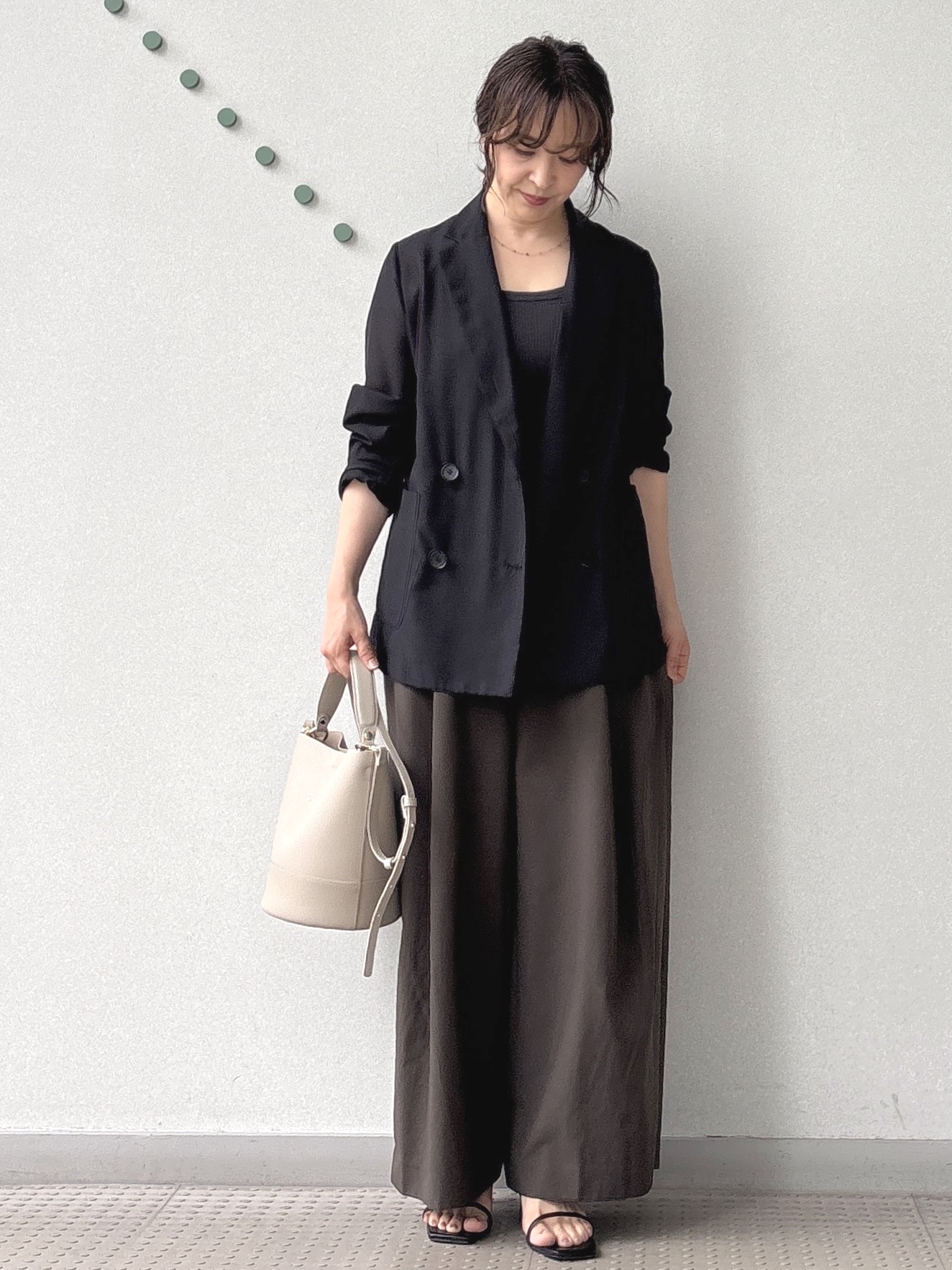 kawamuraさんの「DRESSTERIOR｜【接触冷感/防シワ機能/ウォッシャブル】クールタッチ リネンブレンドシアージャケット」を使ったコーディネート