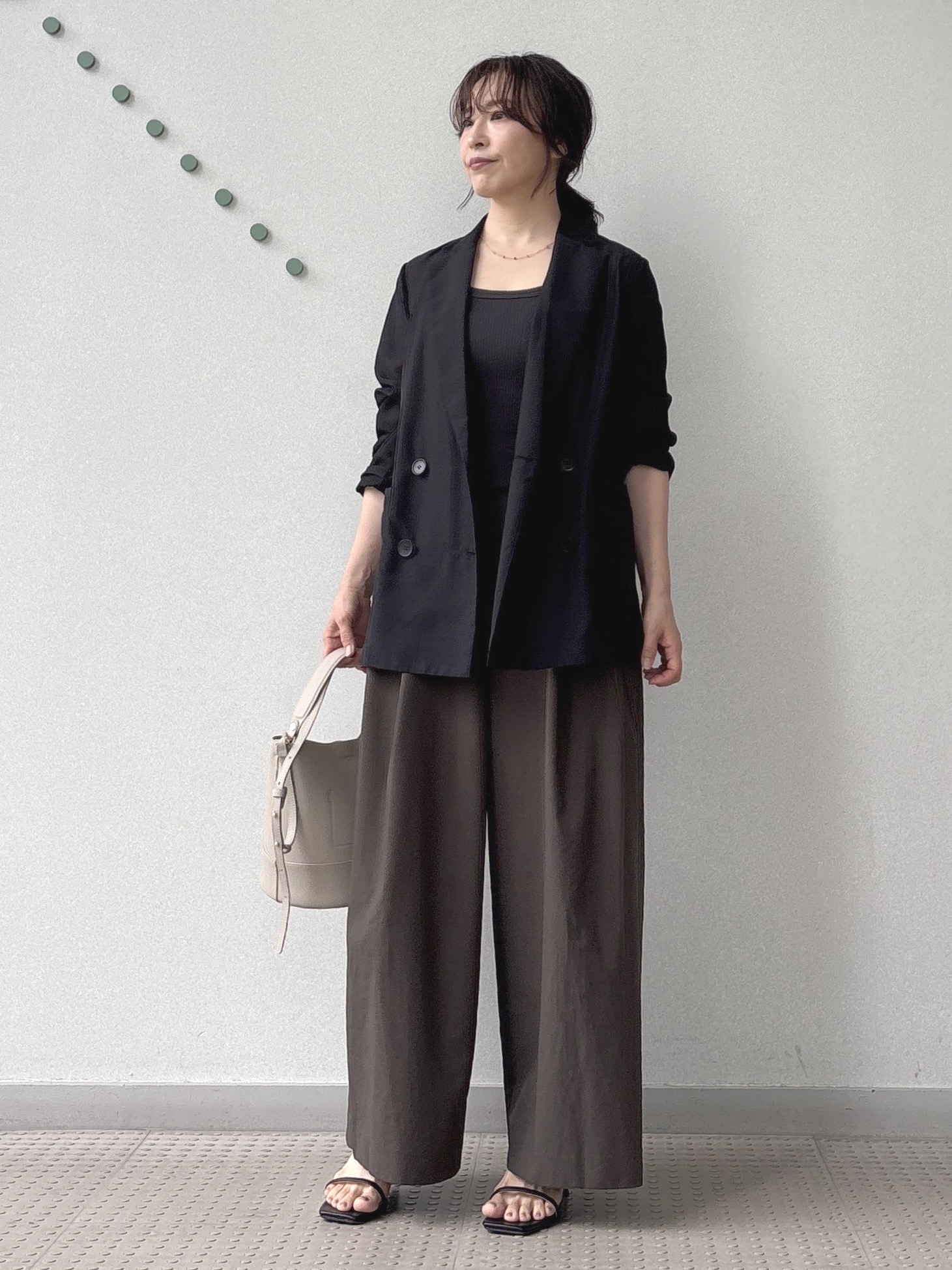 kawamuraさんの「DRESSTERIOR｜【接触冷感/防シワ機能/ウォッシャブル】クールタッチ リネンブレンドシアージャケット」を使ったコーディネート