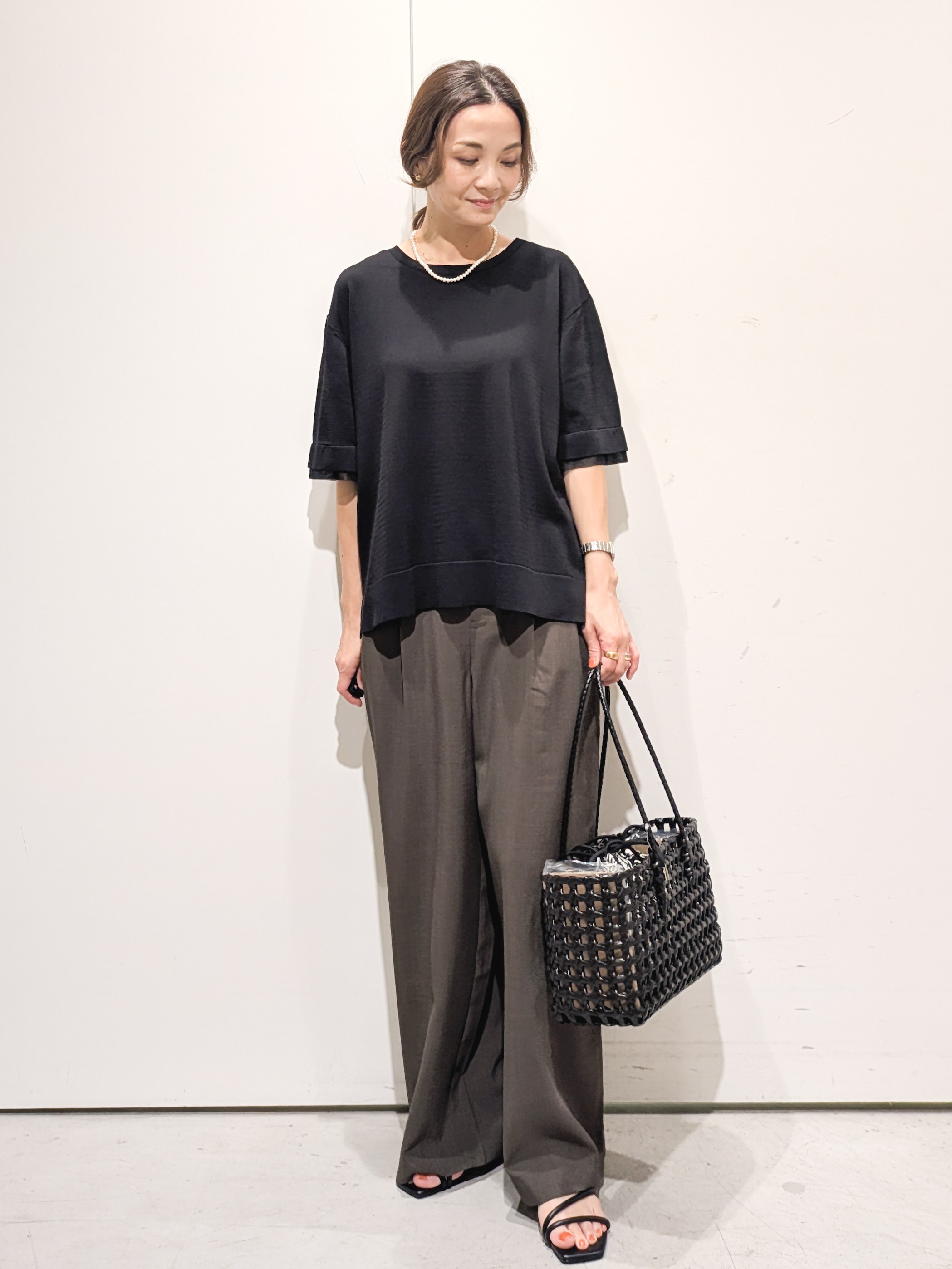 machiさんの「OPAQUE.CLIP｜【UV／接触冷感／抗ピル】シアー＆レイヤード風さらりニット《洗濯機OK》」を使ったコーディネート