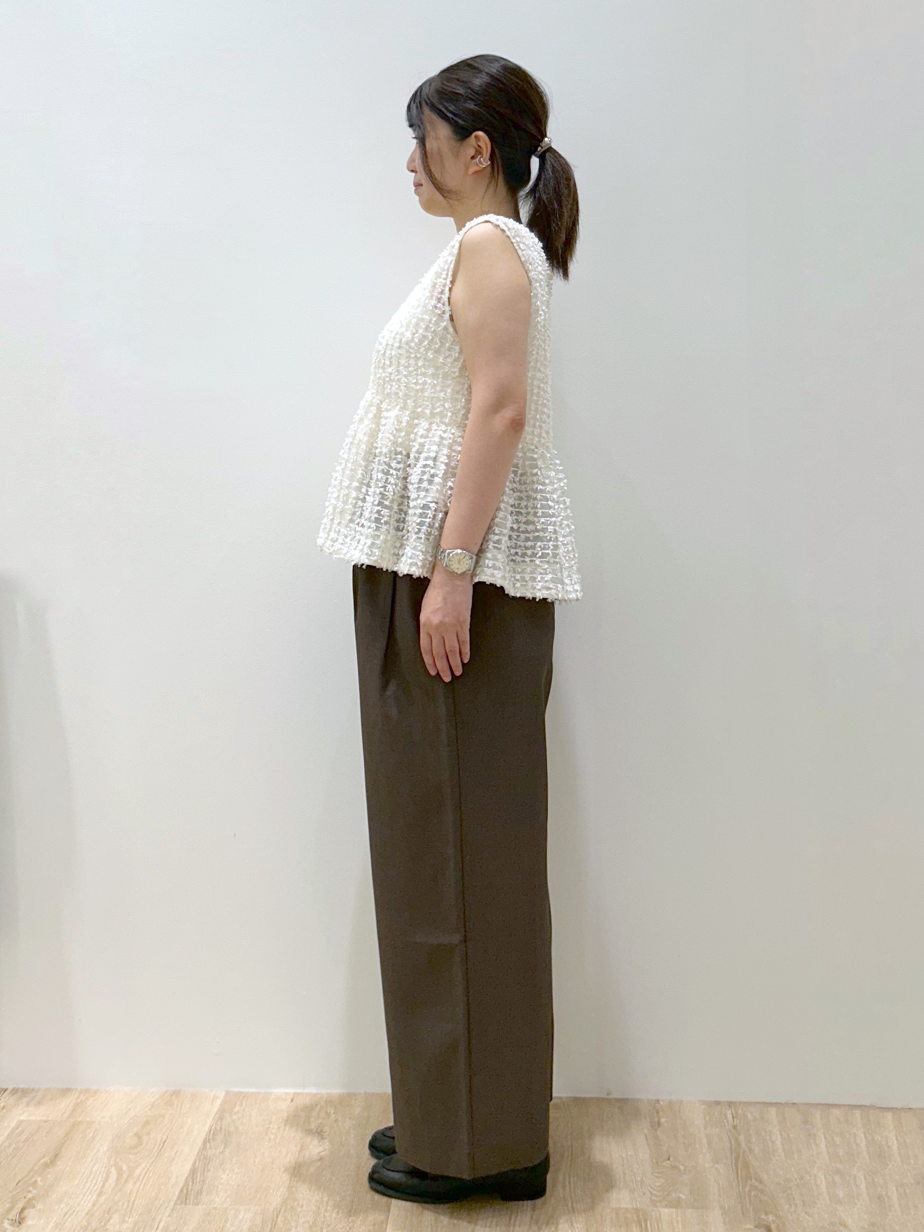hiroさんの「OPAQUE.CLIP｜フリンジジャカード ペプラムブラウス【洗濯機OK】」を使ったコーディネート