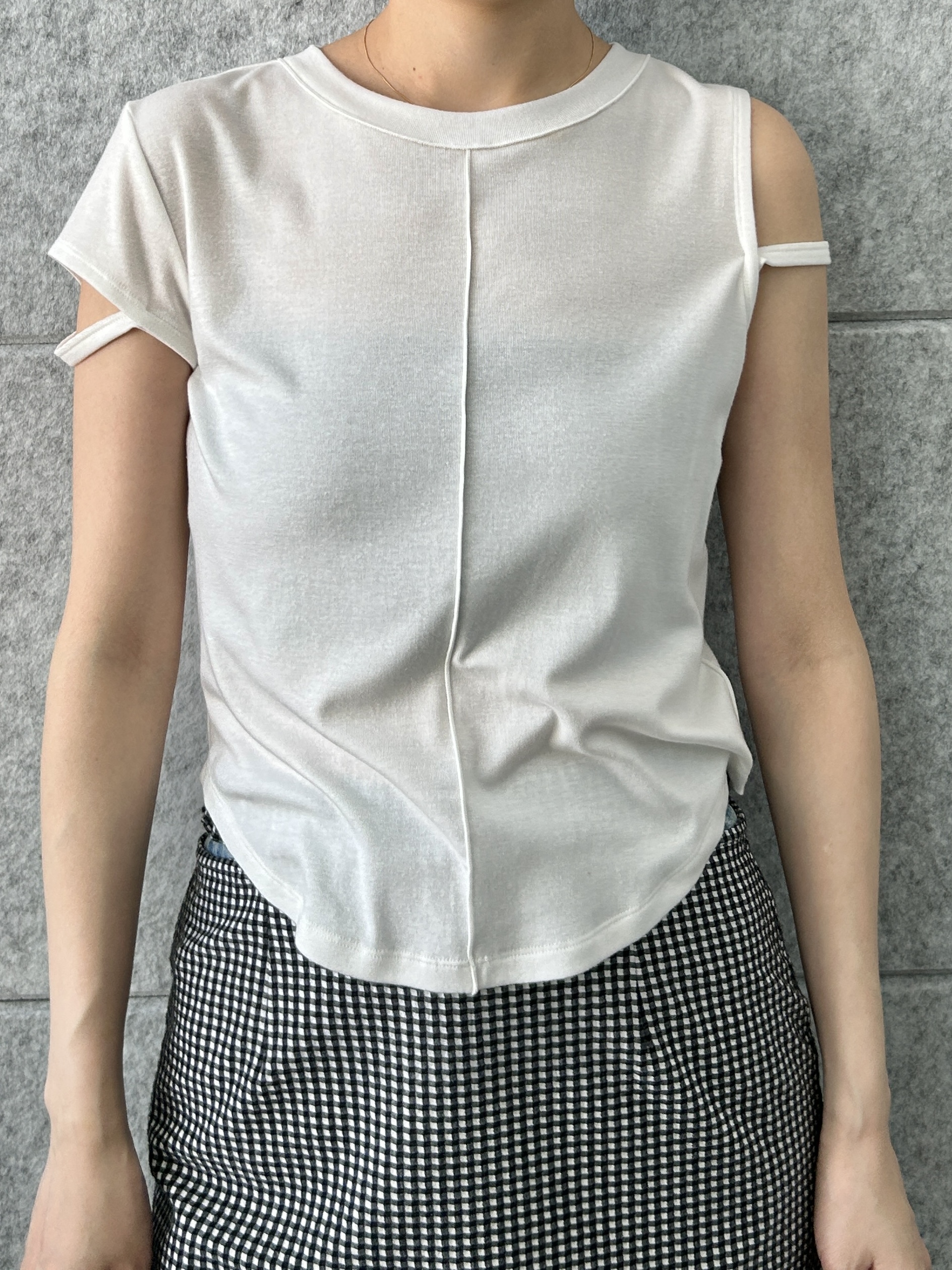 harunaさんの「CODE A｜compact edge tee」を使ったコーディネート