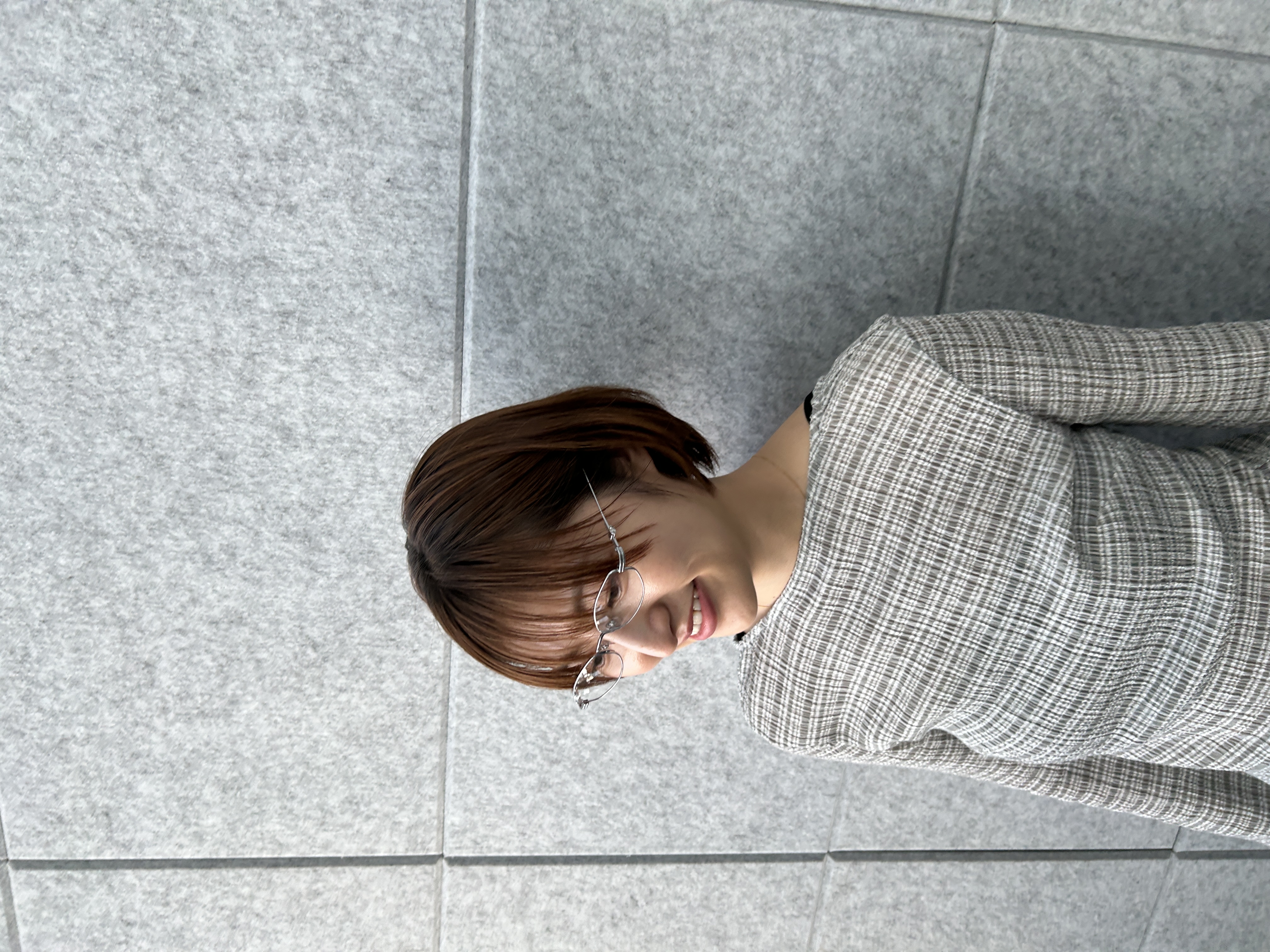 harunaさんの「CODE A｜open back check tunic」を使ったコーディネート
