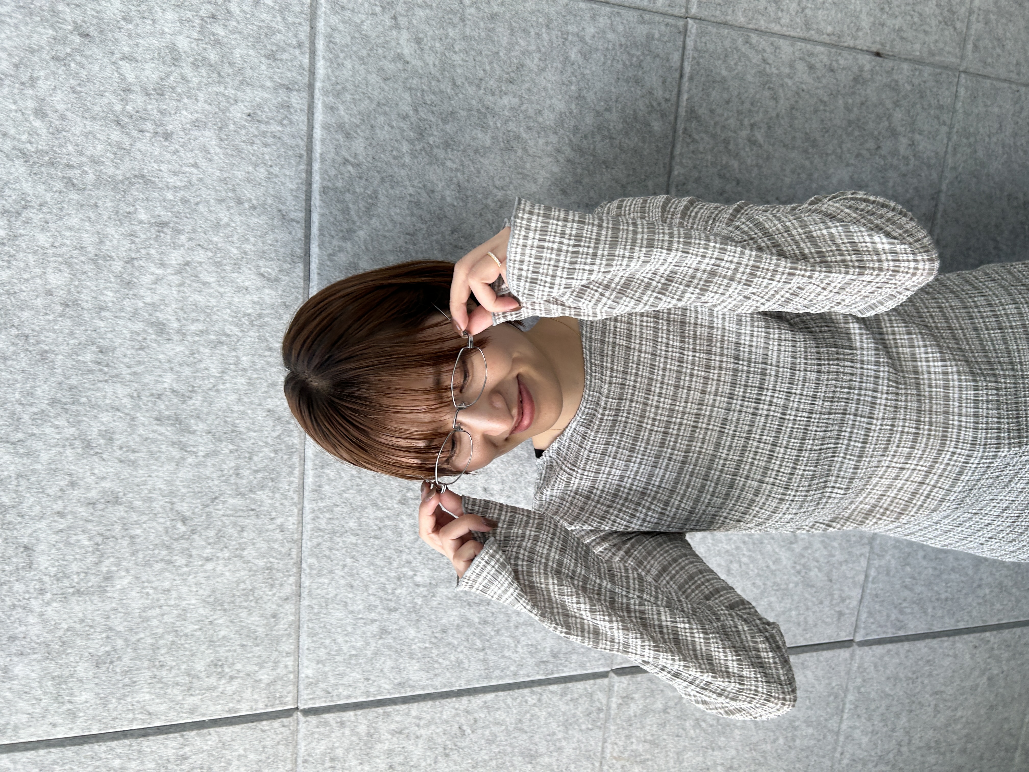 harunaさんの「CODE A｜open back check tunic」を使ったコーディネート