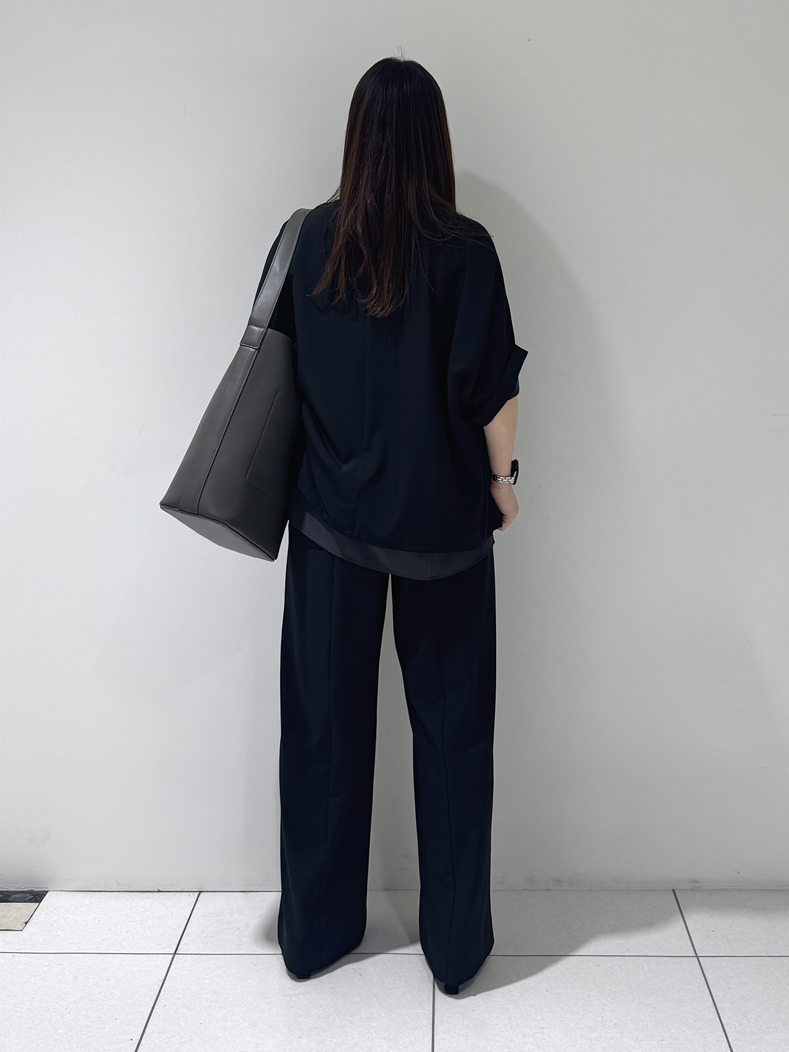 そんさんの「INDIVI｜【秋羽織り/着る日傘】ドルマンフォルムブルゾン」を使ったコーディネート