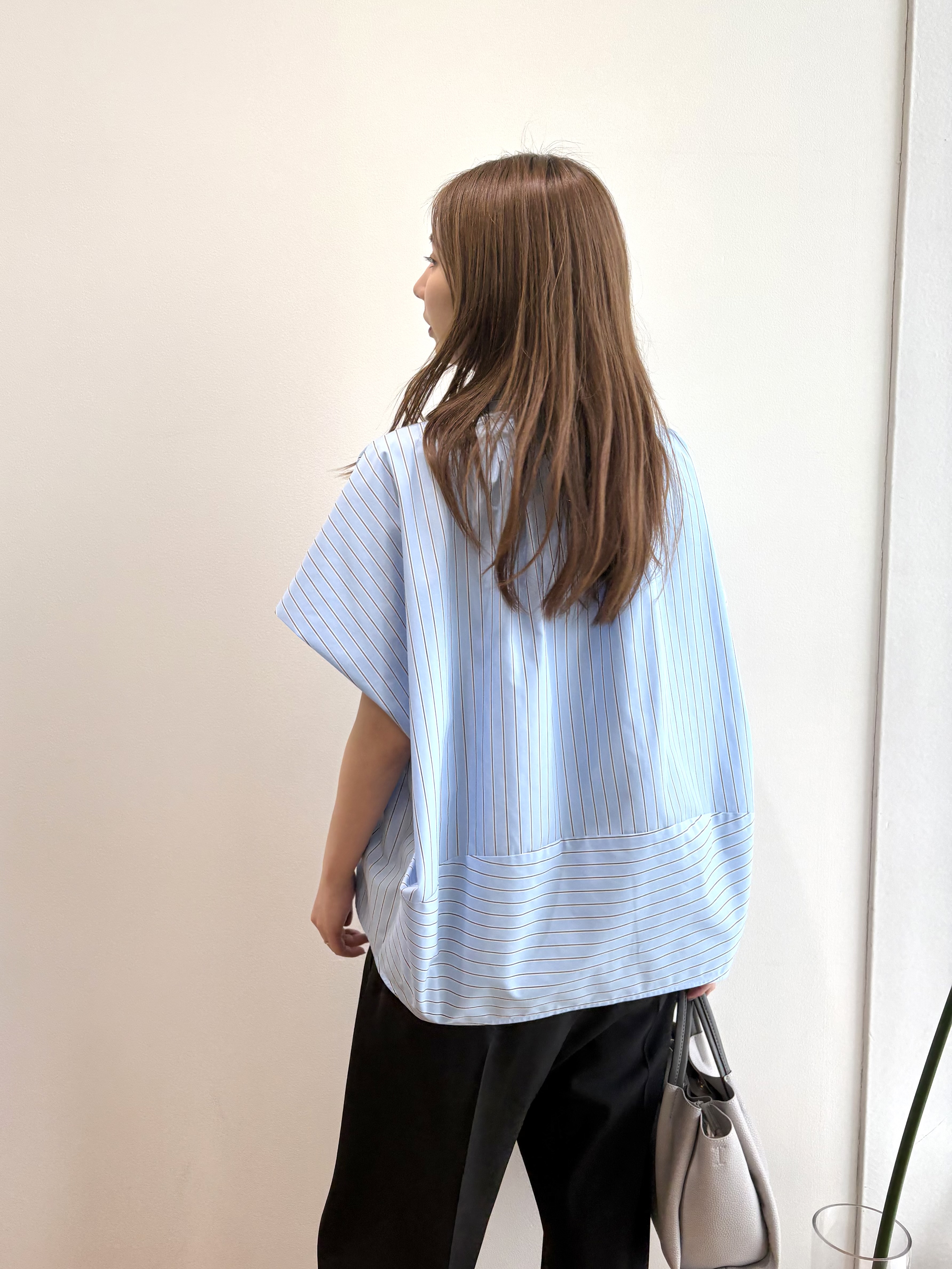 めぐさんの「OPAQUE.CLIP｜タックニュアンスフォルムシャツ【洗濯機OK】」を使ったコーディネート