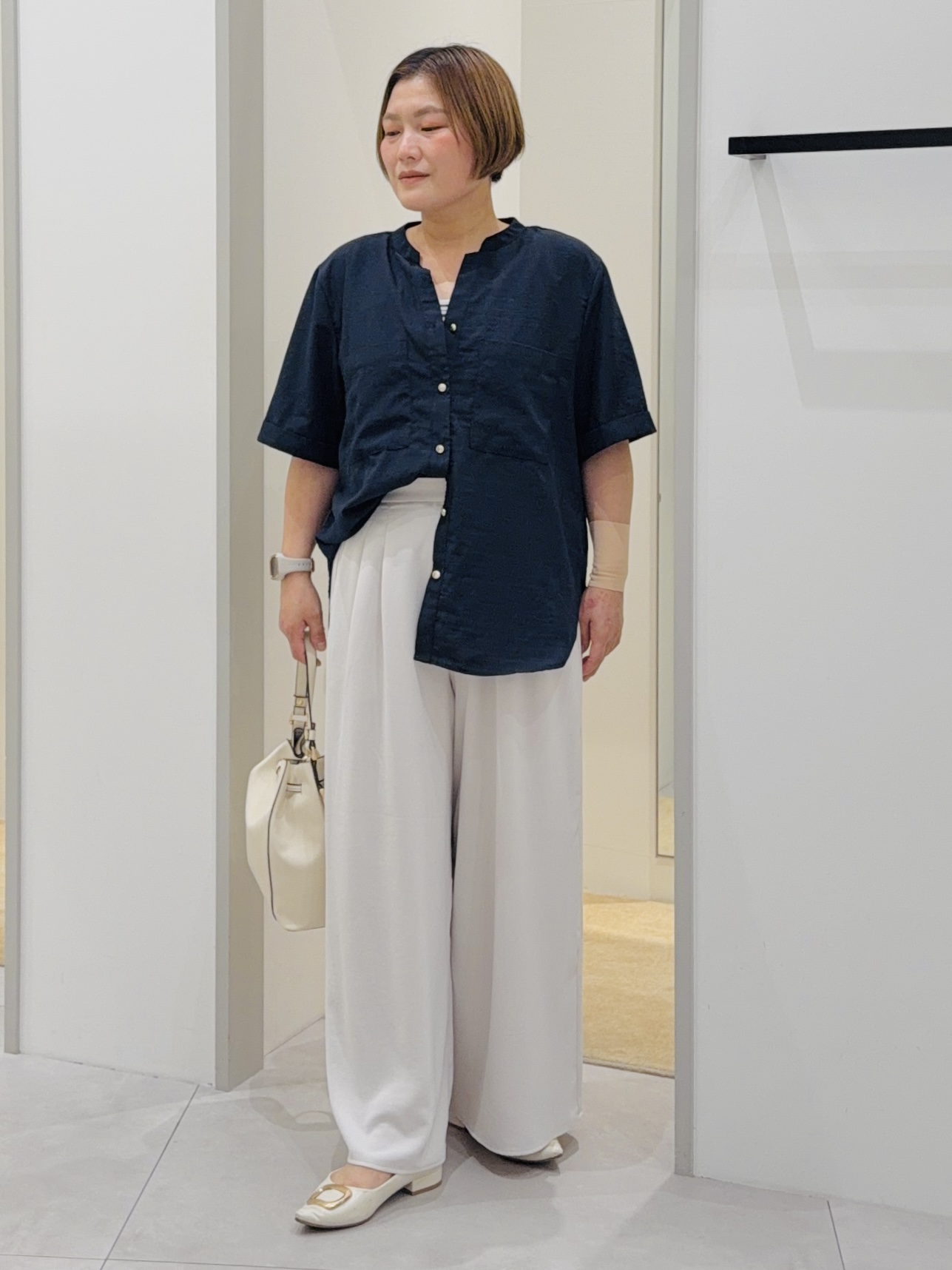 タナさんの「THE SHOP TK｜【M-XL/秋始めにちょうどいい】細見え5分袖Wポケットシャツ」を使ったコーディネート