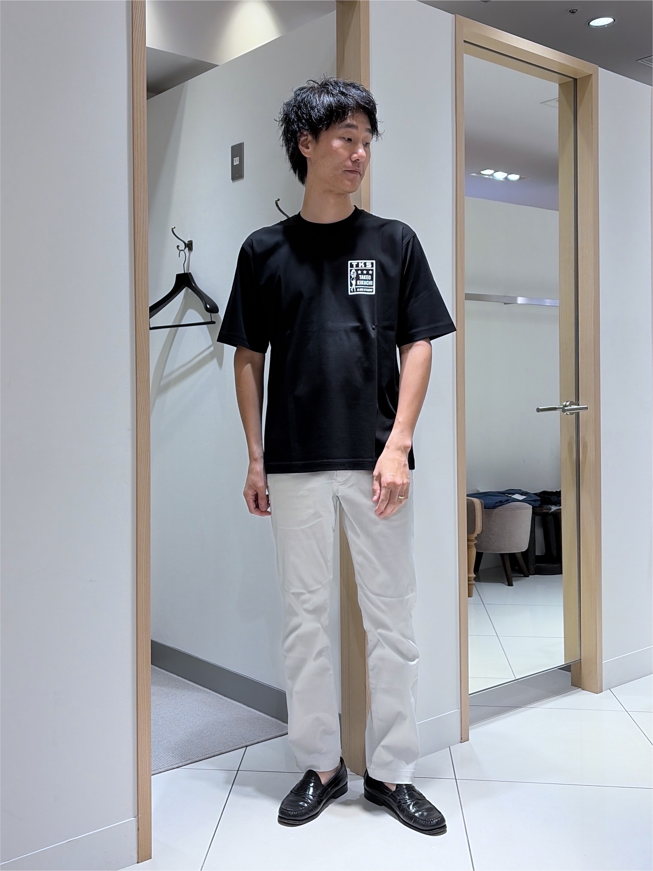 mutoさんの「TAKEO KIKUCHI｜【BOWLER HAT LABEL】アイスクリアコットン ラッキーセブン 半袖Tシャツ」を使ったコーディネート