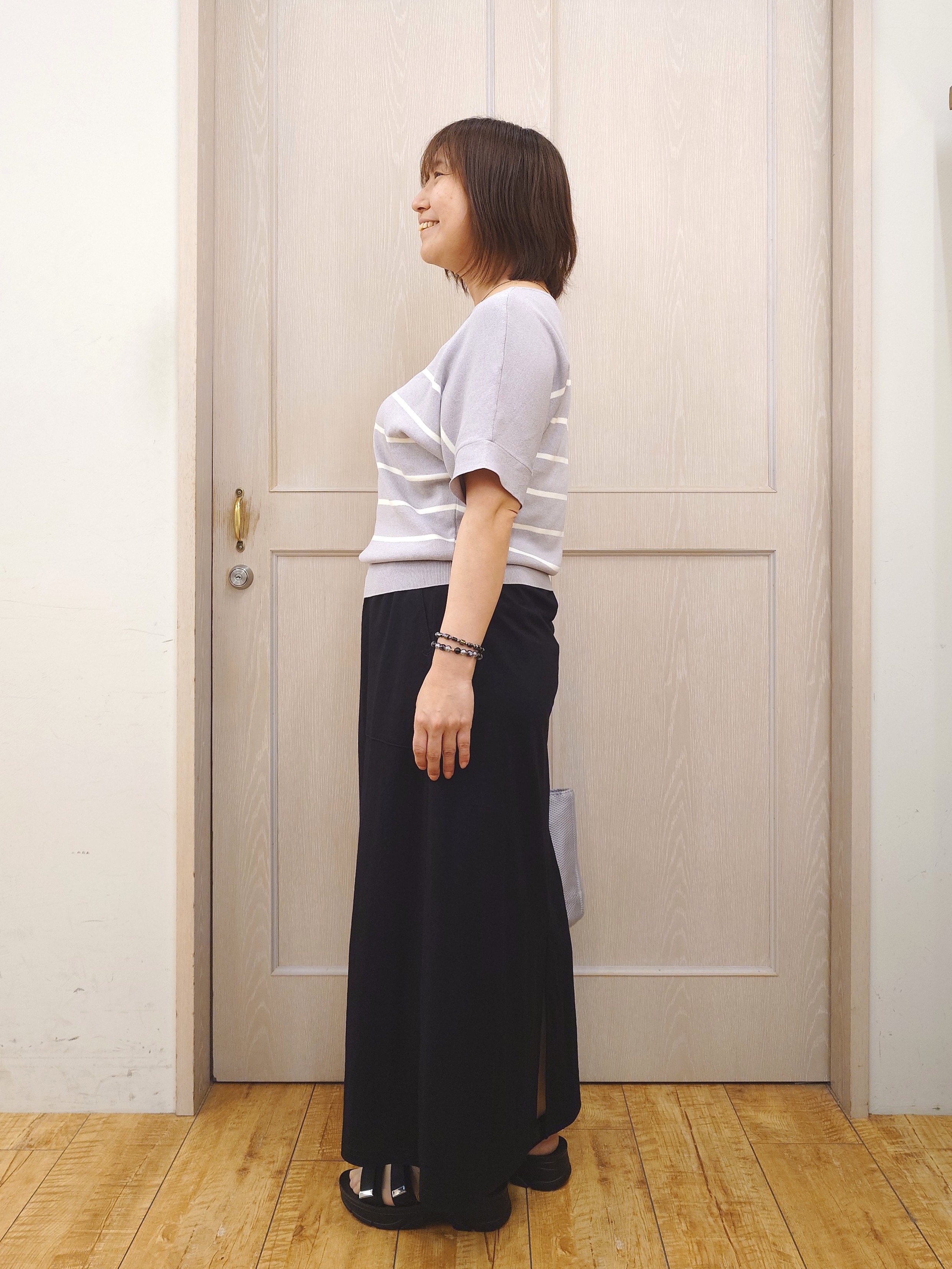 とろろさんの「SHOO･LA･RUE｜【毎日洗える/UV】二の腕隠れる さらっとドルマン半袖ニット」を使ったコーディネート