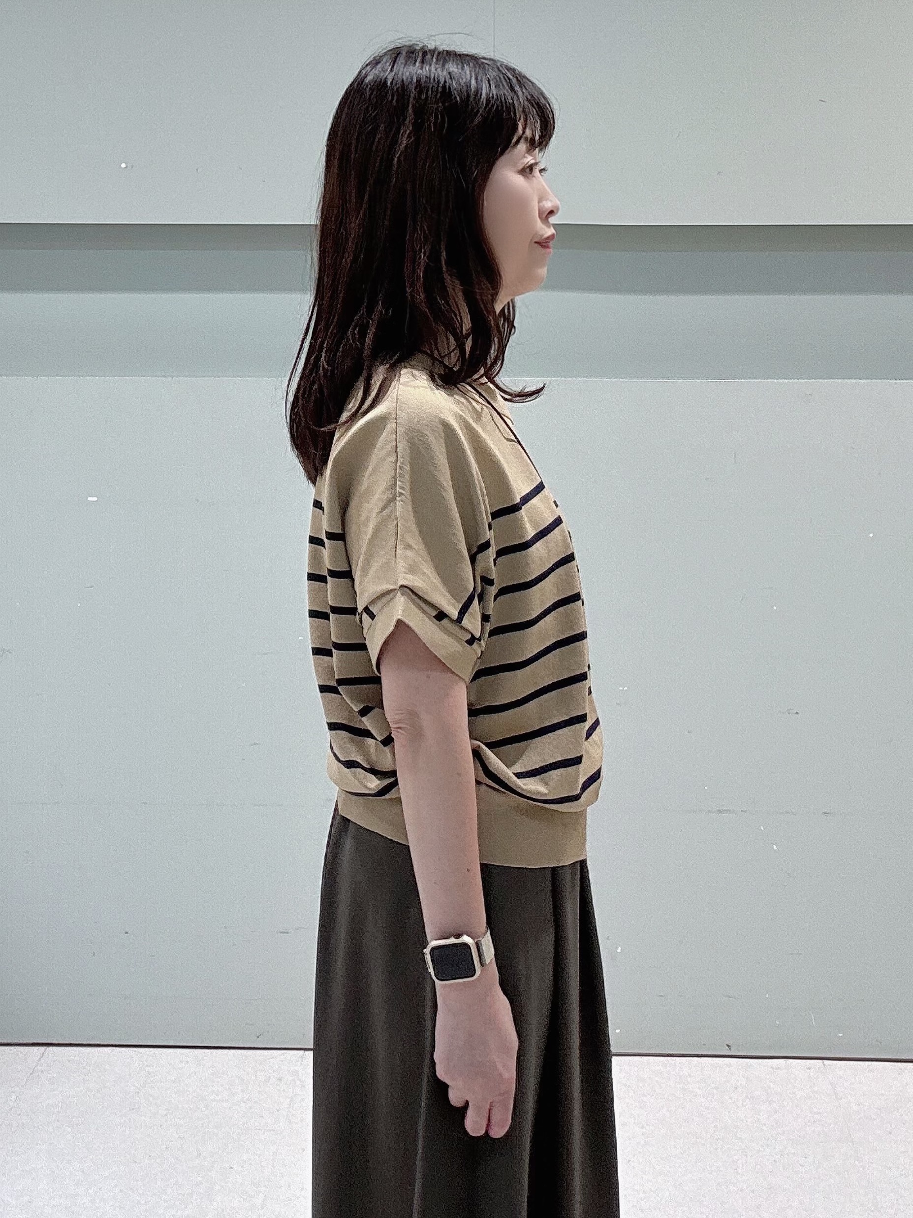 makiさんの「UNTITLED｜【肌に張りつきにくい/前後2WAY】ドライタッチコットンプルオーバー」を使ったコーディネート
