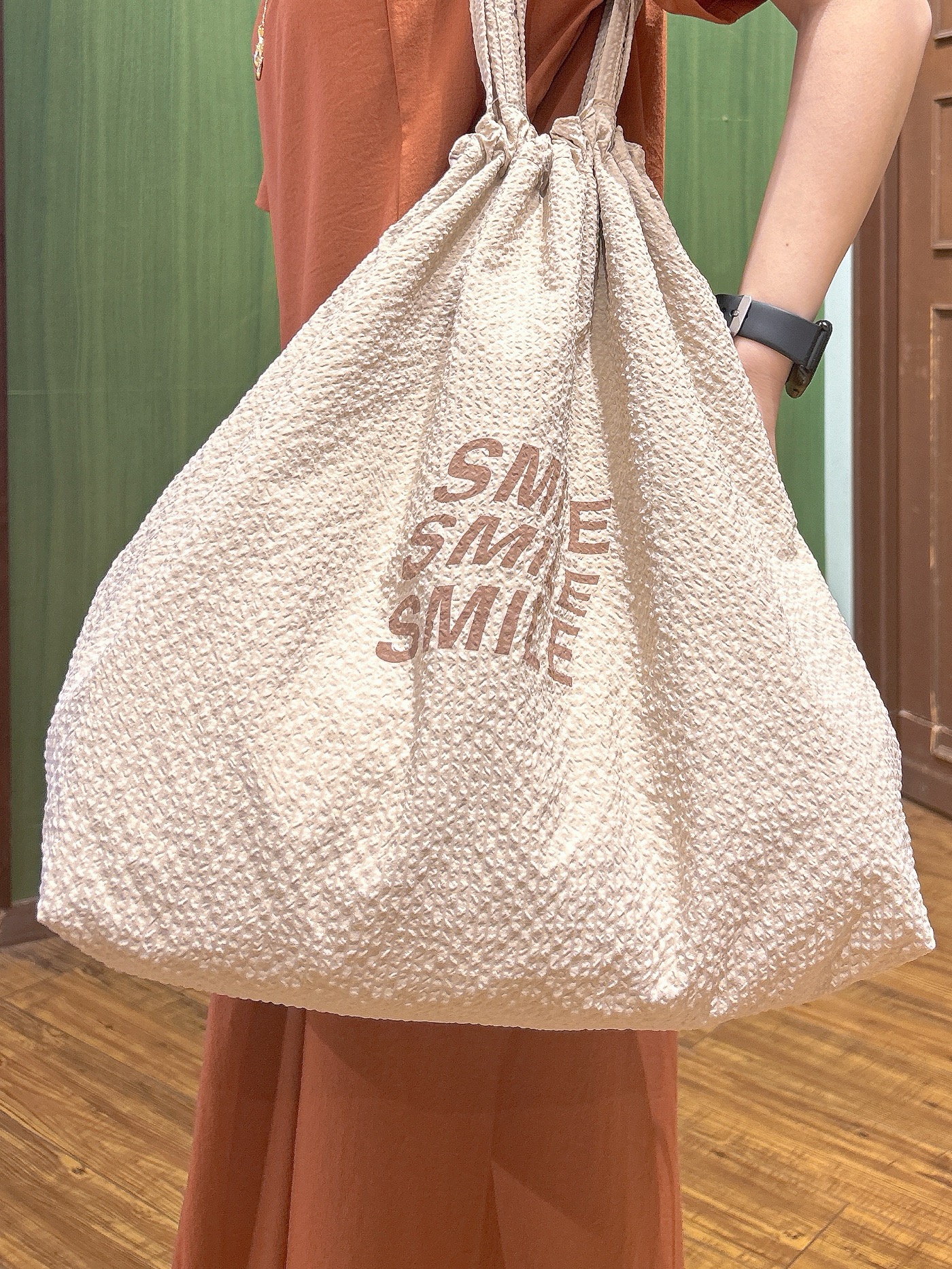 かおりさんの「SHOO･LA･RUE｜【S-LL/洗濯機可/セットアップ可】軽凛(かろりん) 切替ワンピース」を使ったコーディネート