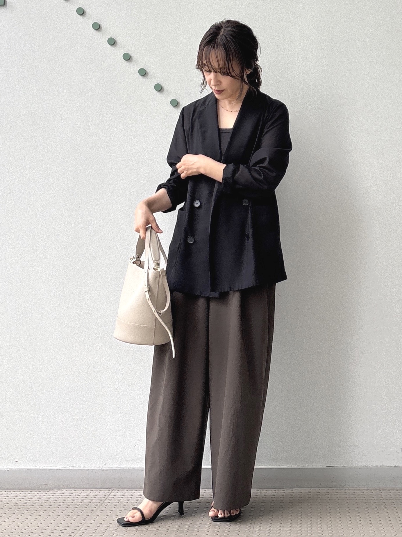 kawamuraさんの「DRESSTERIOR｜【接触冷感/防シワ機能/ウォッシャブル】クールタッチ リネンブレンドシアージャケット」を使ったコーディネート