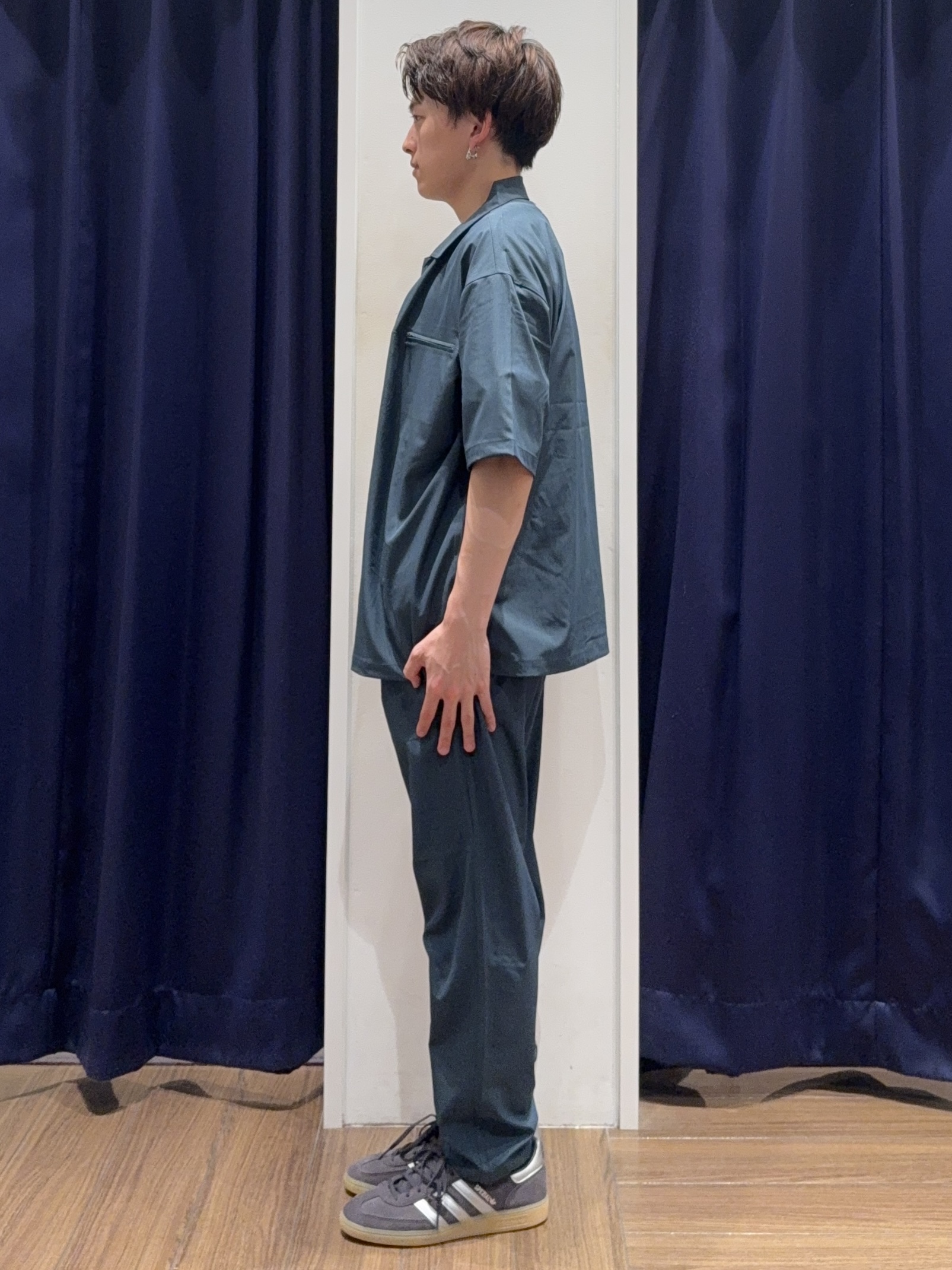 カシマさんの「THE SHOP TK｜【吸水速乾／防シワ／マシンウォッシャブル】ハイドロクール 半袖シャツ」を使ったコーディネート