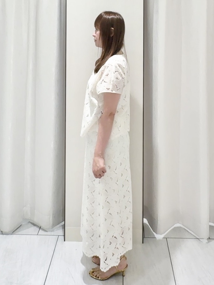 ʏᴜᴋɪᴋᴏさんの「UNTITLED｜【セットアップ可/品のある透け感】リーフレースブラウス」を使ったコーディネート