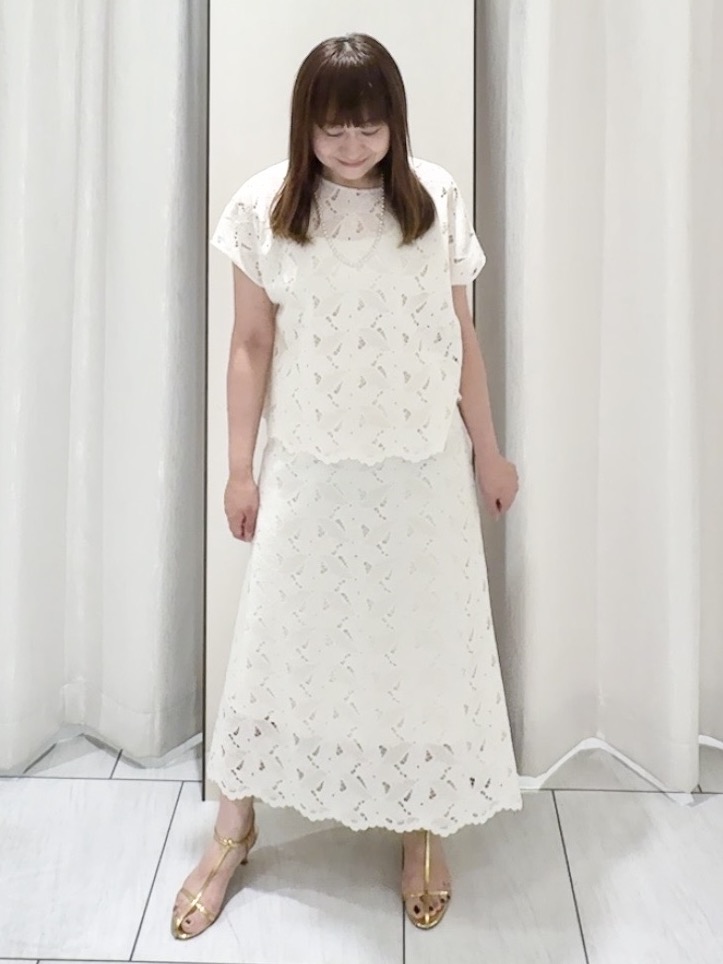 ʏᴜᴋɪᴋᴏさんの「UNTITLED｜【セットアップ可/品のある透け感】リーフレースブラウス」を使ったコーディネート