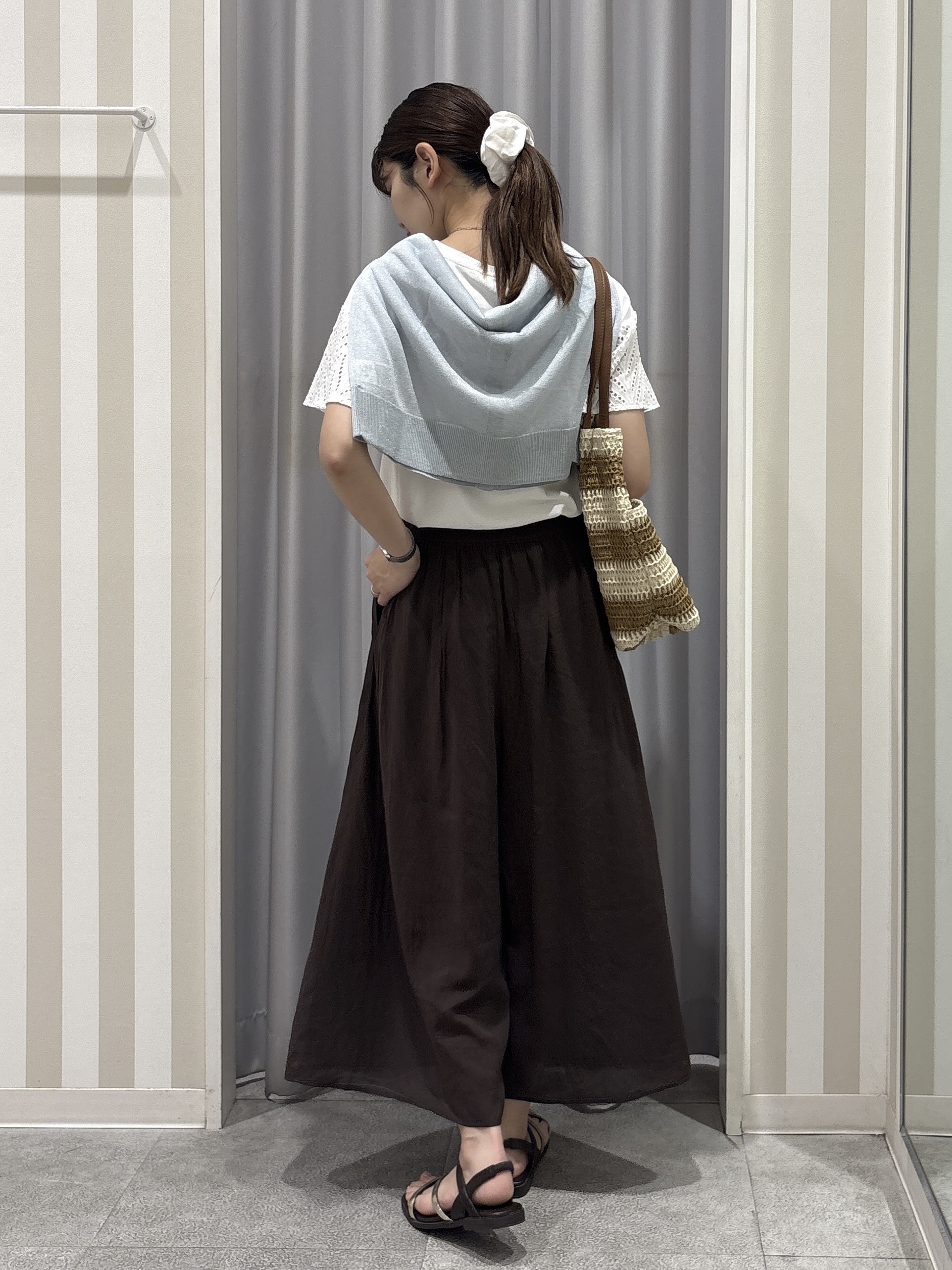 Rikaさんの「SHOO･LA･RUE｜【通気性〇/洗濯機可/S-LL】シアーラメカーディガン」を使ったコーディネート