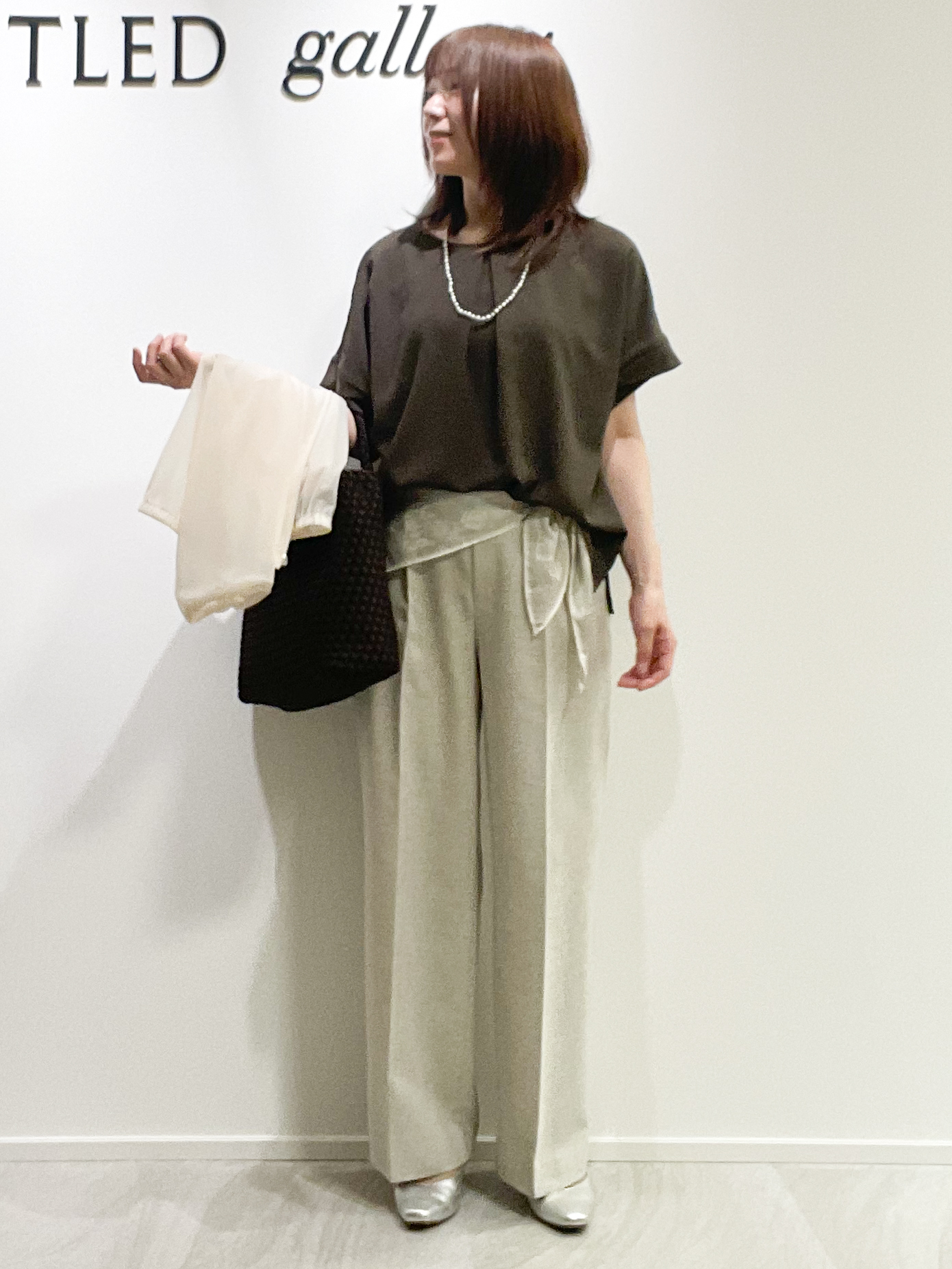 めいさんの「UNTITLED｜【秋羽織り/ジップ】トリコットシアーブラウス」を使ったコーディネート