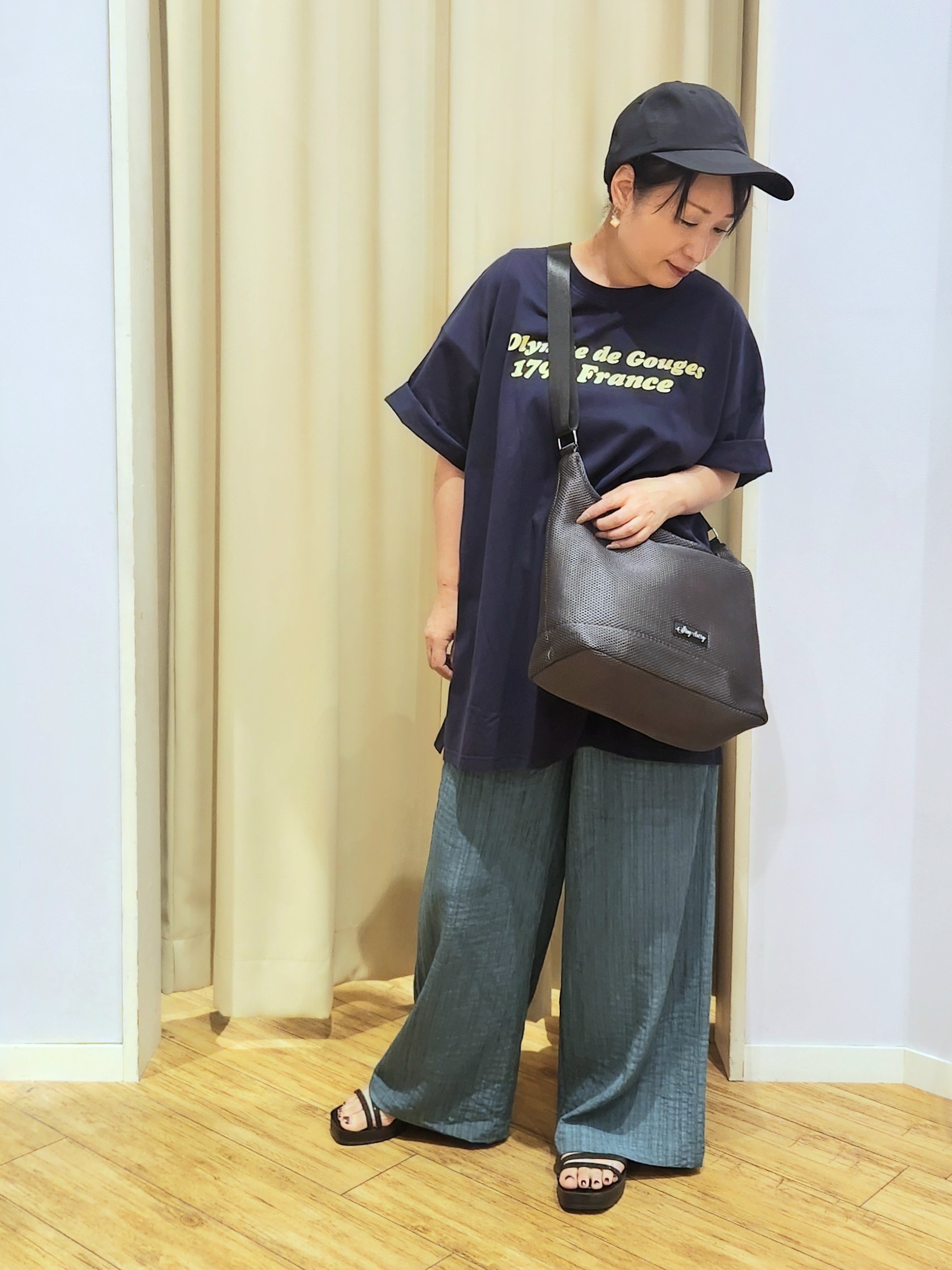 くまさんの「SHOO･LA･RUE｜【体型カバー】ゆるっとBIGアソートTシャツ」を使ったコーディネート