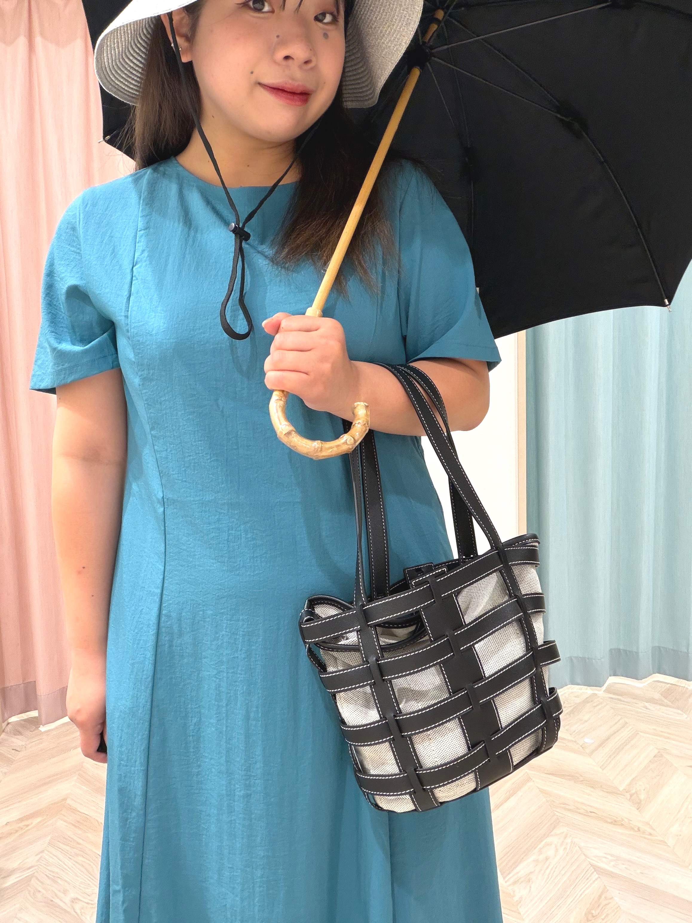 まちゃんなちゃんさんの「SHOO･LA･RUE｜【S-LL/洗濯機可/セットアップ可】軽凛(かろりん) 切替ワンピース」を使ったコーディネート