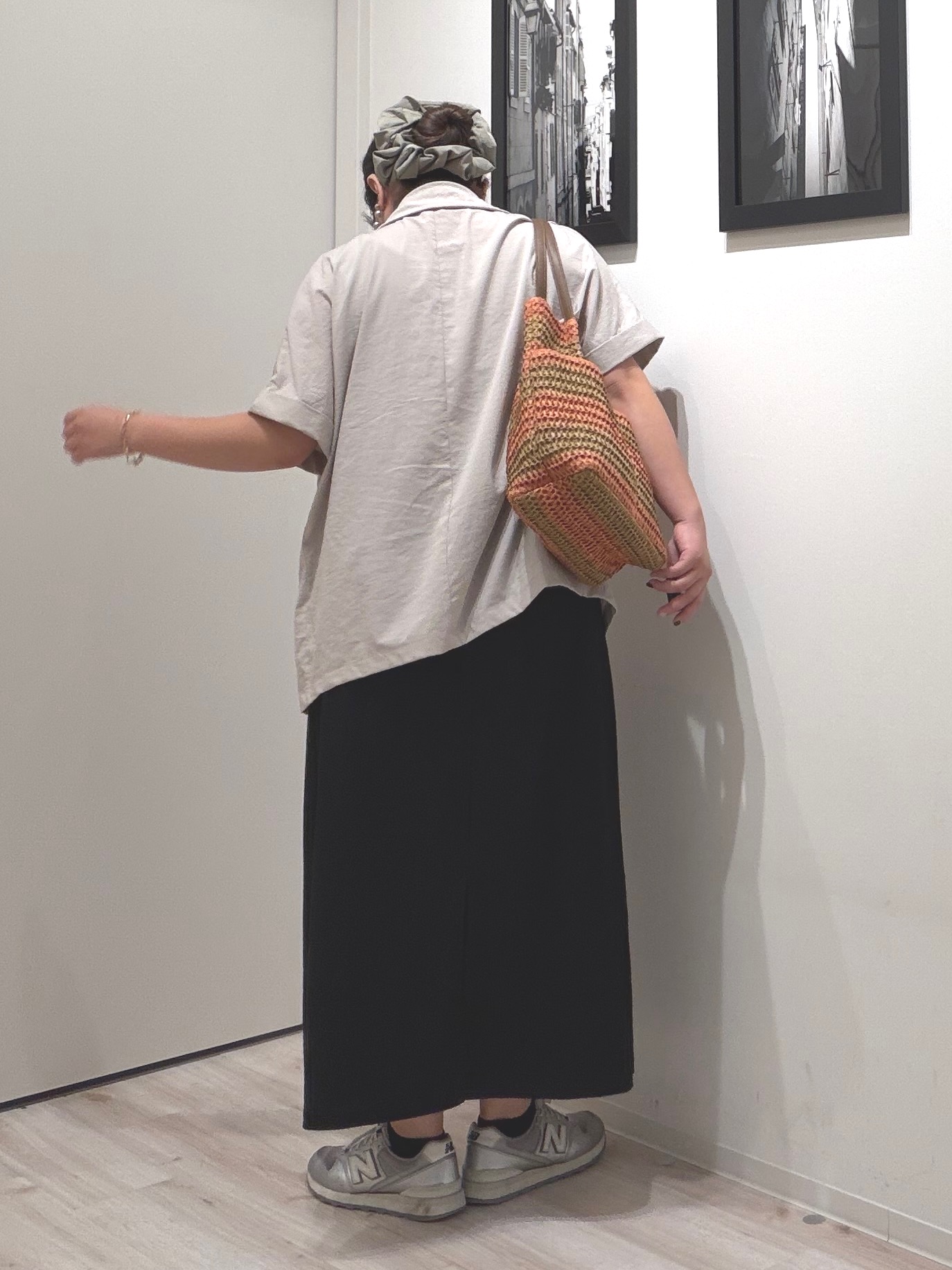 まちゃんなちゃんさんの「SHOO･LA･RUE｜【洗濯機可】スクエアネックが小顔効果に　きらきらラメタンクトップ」を使ったコーディネート