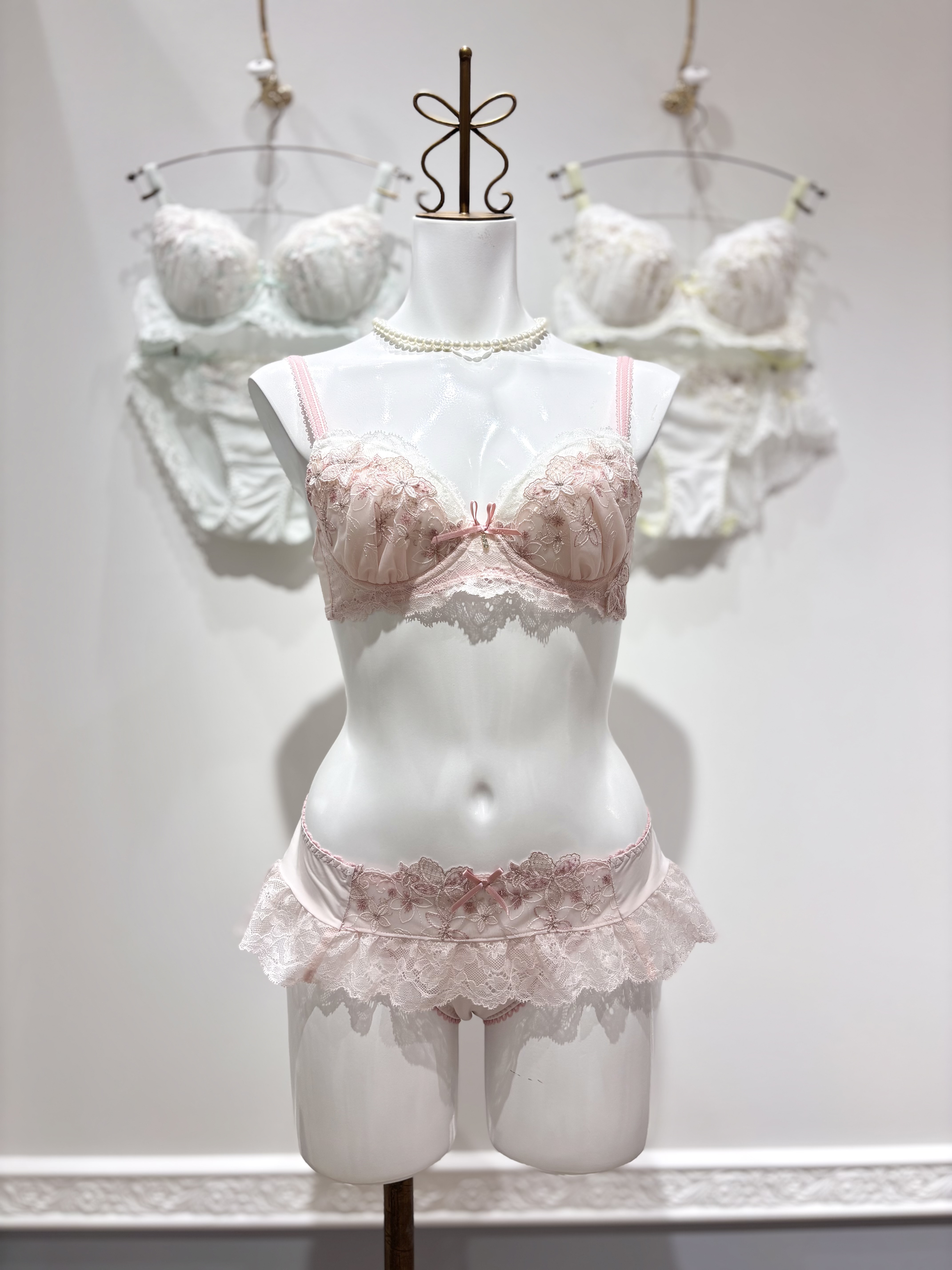 miさんの「Risa Magli｜ソーラ ブラジャー (B-C) ＜Side Shape（サイドシェイプ）＞」を使ったコーディネート
