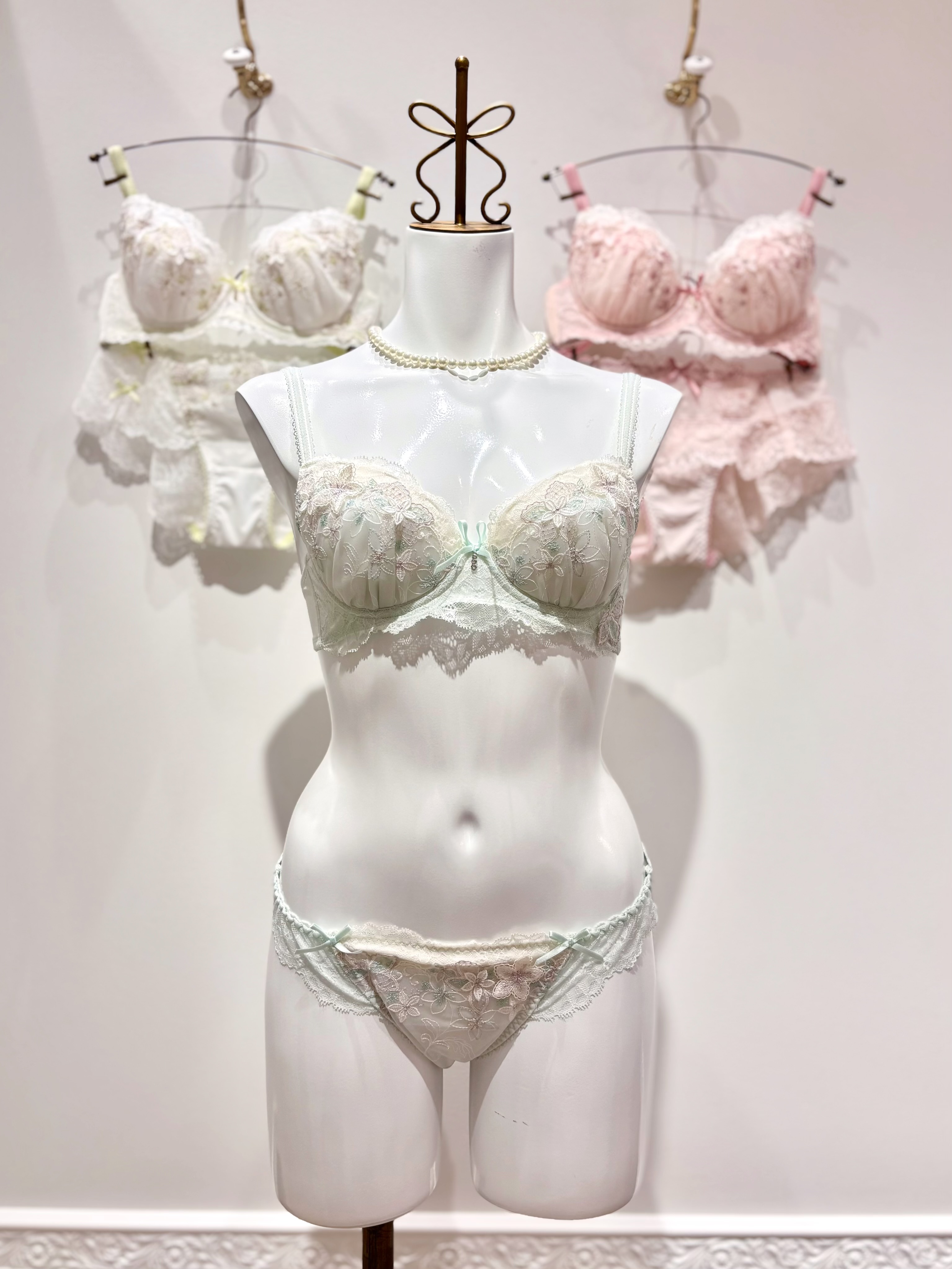 miさんの「Risa Magli｜ソーラ ブラジャー (B-C) ＜Side Shape（サイドシェイプ）＞」を使ったコーディネート