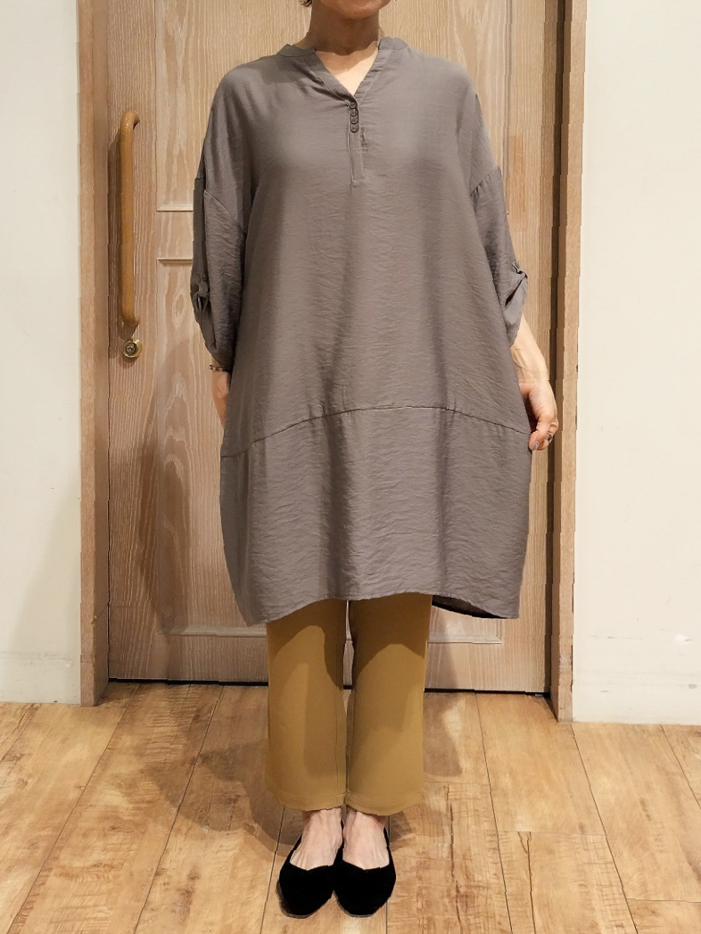 YUKIさんの「SHOO･LA･RUE｜【S-LL/洗濯後しわになりにくい】ゆるっと体型カバー 7分袖コクーンチュニック」を使ったコーディネート