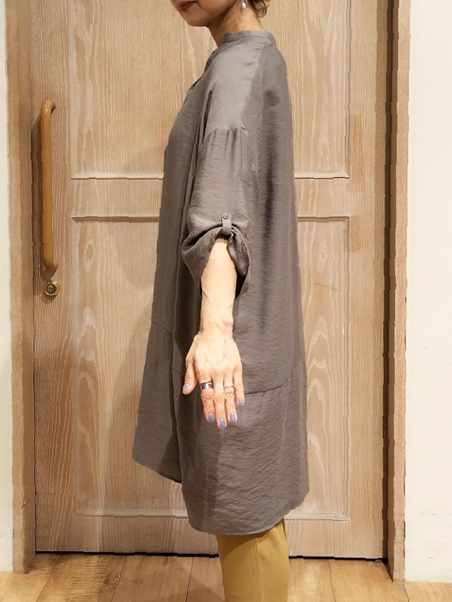 YUKIさんの「SHOO･LA･RUE｜【S-LL/洗濯後しわになりにくい】ゆるっと体型カバー 7分袖コクーンチュニック」を使ったコーディネート
