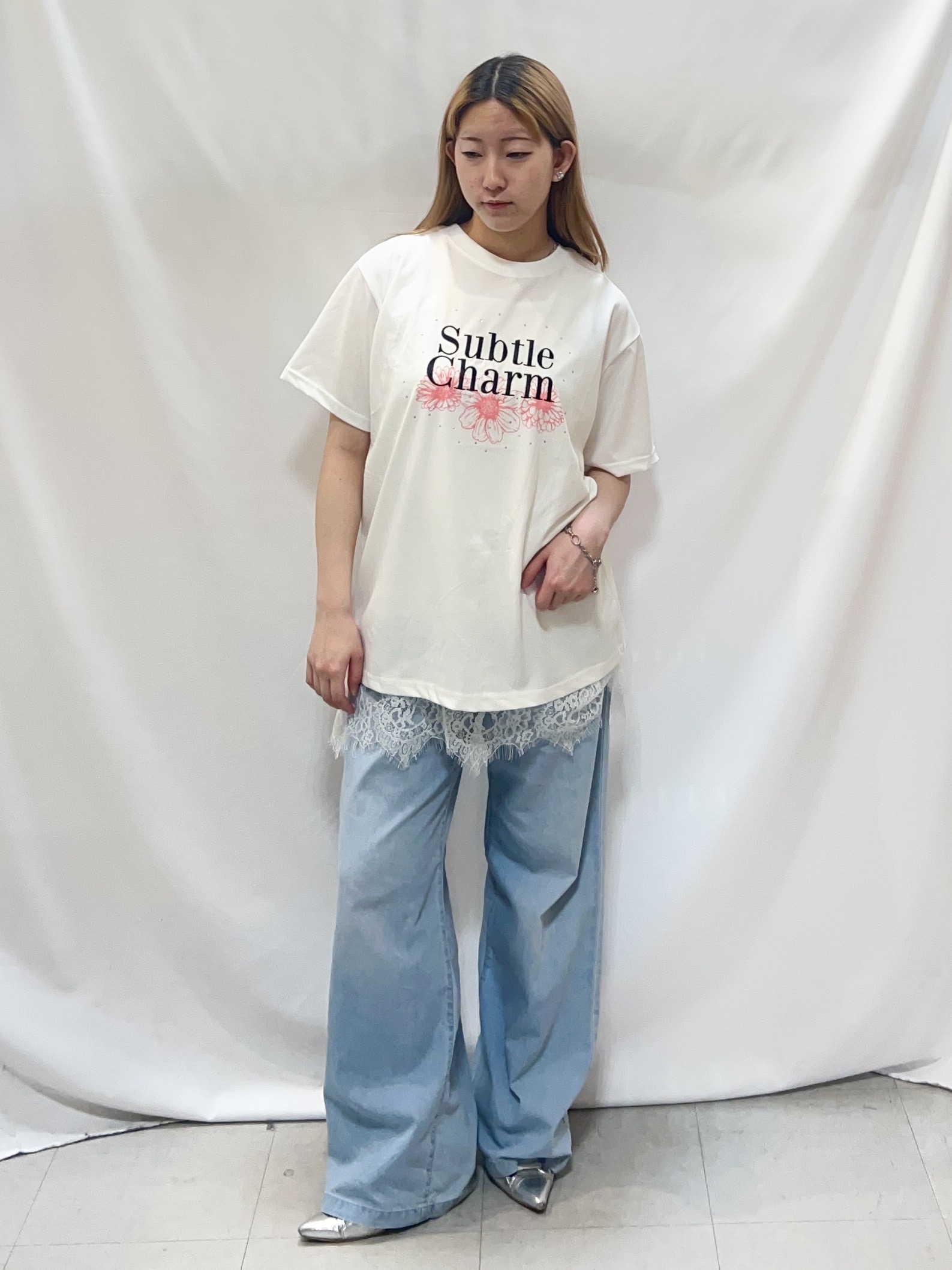 reonさんの「SHOO･LA･RUE｜【S-LL/洗濯機可】選べる4柄　デイリー使いにぴったりな 大人の頼れるTシャツ」を使ったコーディネート