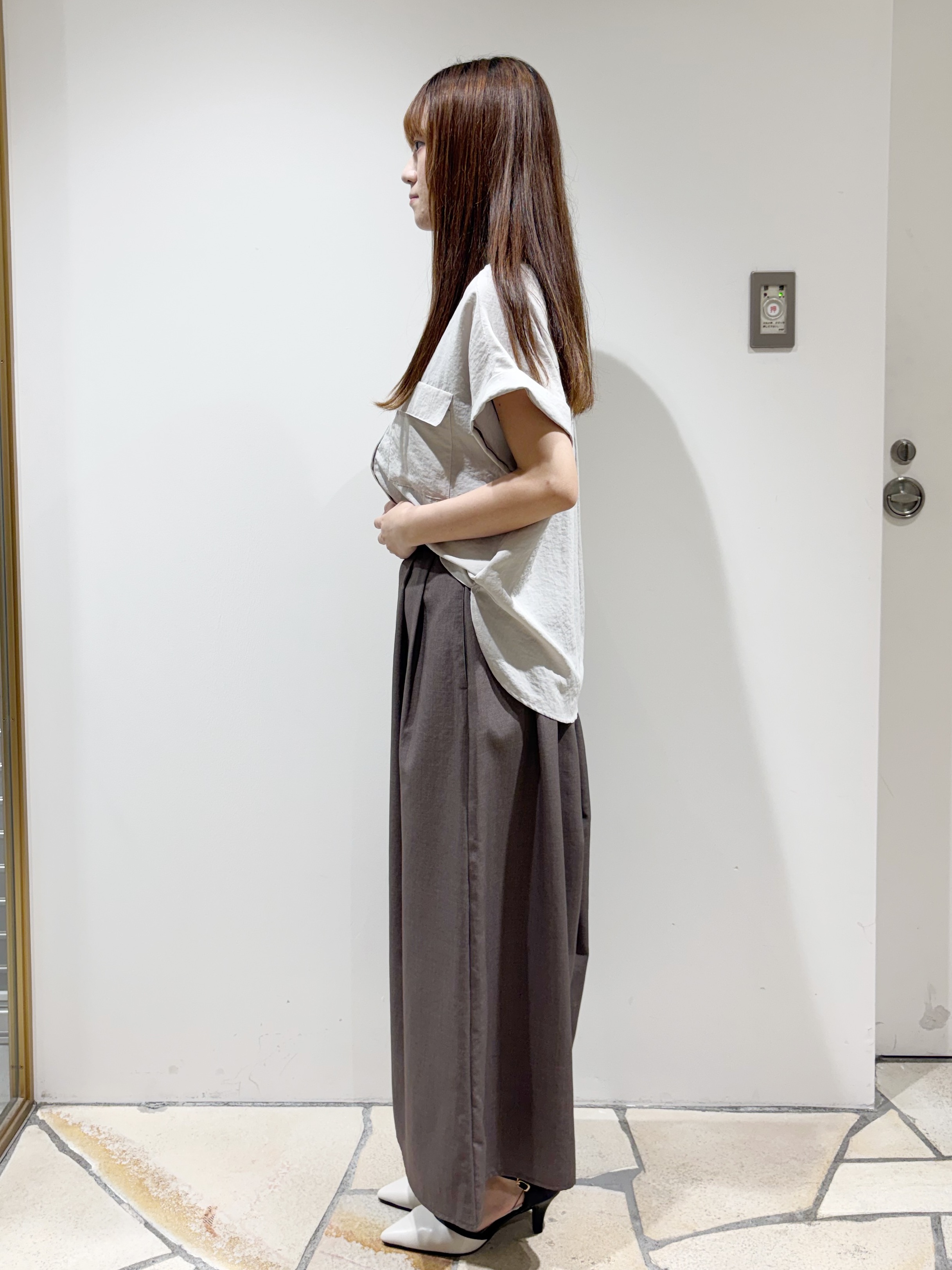 みあたんさんの「index｜【接触冷感】ダブルポケットスキッパーブラウス《吸水速乾／防シワ／洗濯機OK／S～3L／7col》」を使ったコーディネート