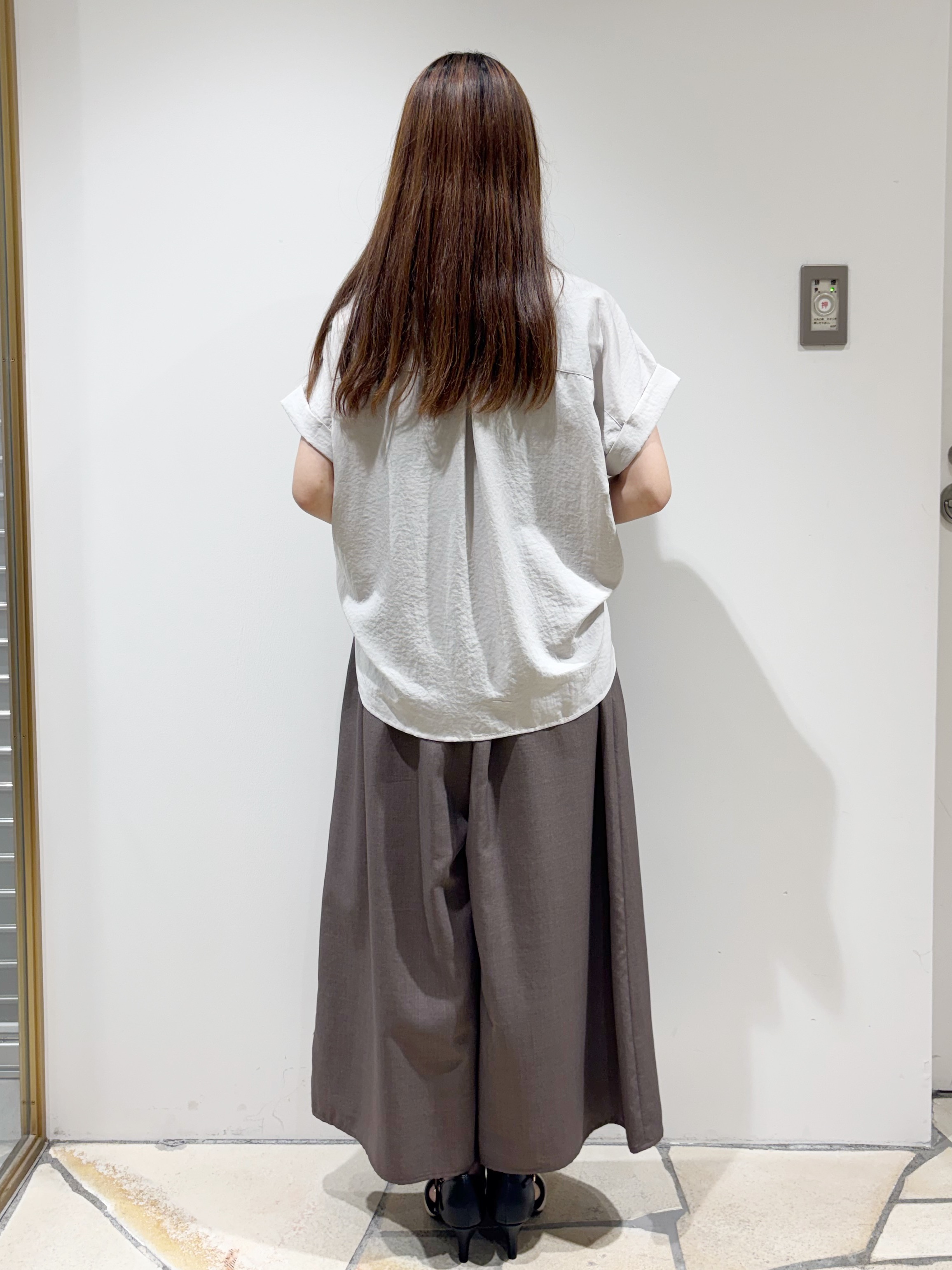 みあたんさんの「index｜【接触冷感】ダブルポケットスキッパーブラウス《吸水速乾／防シワ／洗濯機OK／S～3L／7col》」を使ったコーディネート