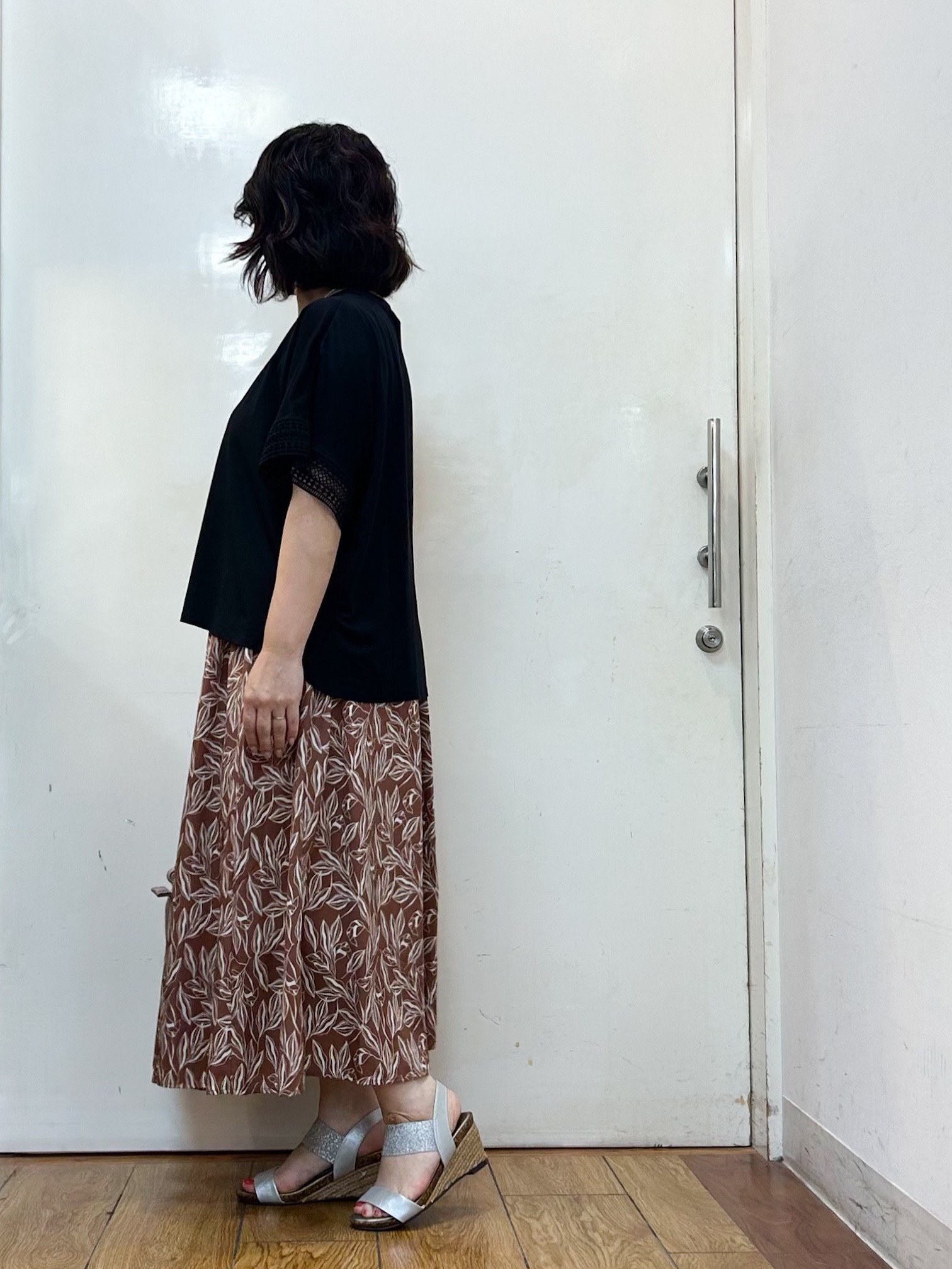 haruさんの「SHOO･LA･RUE｜【UV/洗濯機可/体型カバー】ヒップ周りが隠せる お袖レースTシャツ」を使ったコーディネート