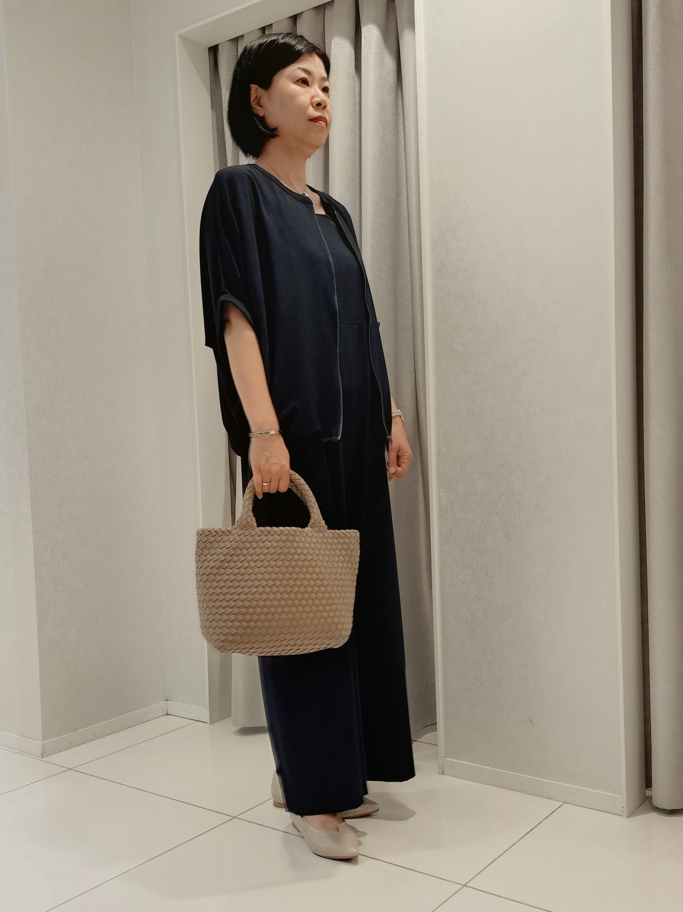 WATAさんの「UNTITLED｜【秋羽織り/着る日傘】ドルマンフォルムブルゾン」を使ったコーディネート