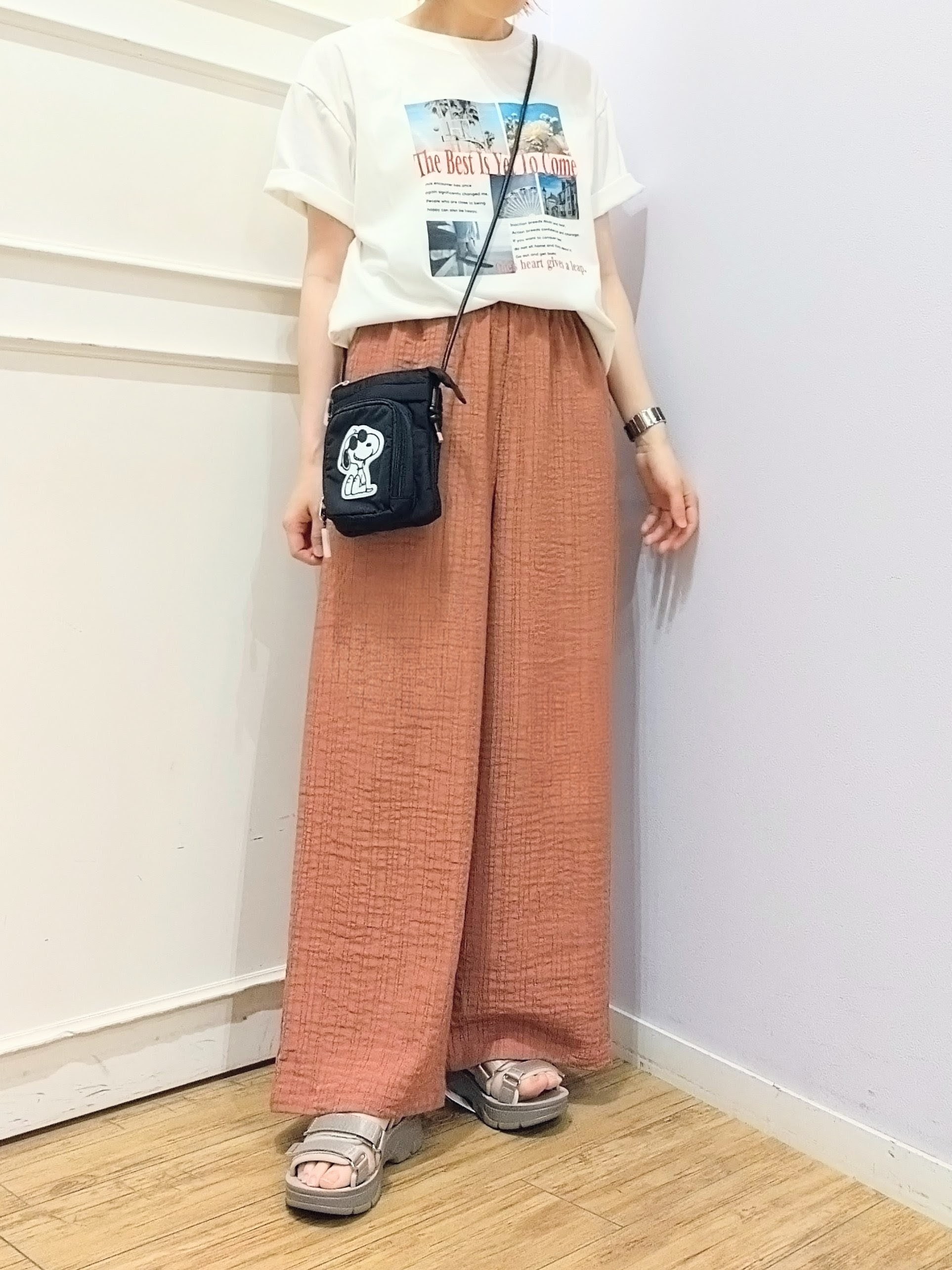 miomioさんの「SHOO･LA･RUE｜【S-LL/洗濯機可】選べる4柄　デイリー使いにぴったりな 大人の頼れるTシャツ」を使ったコーディネート
